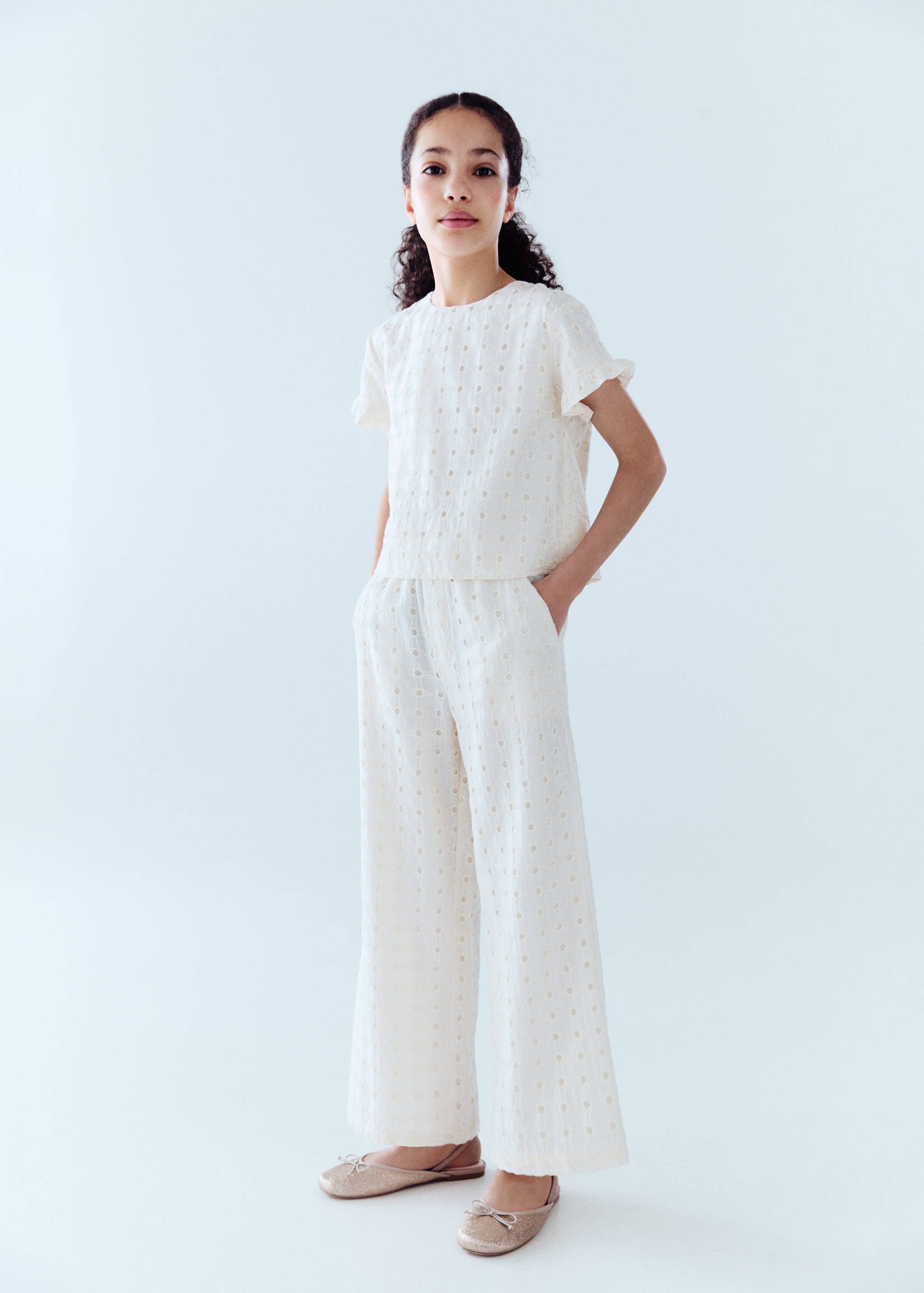 Swiss embroidered culotte trousers - Details of the article 5