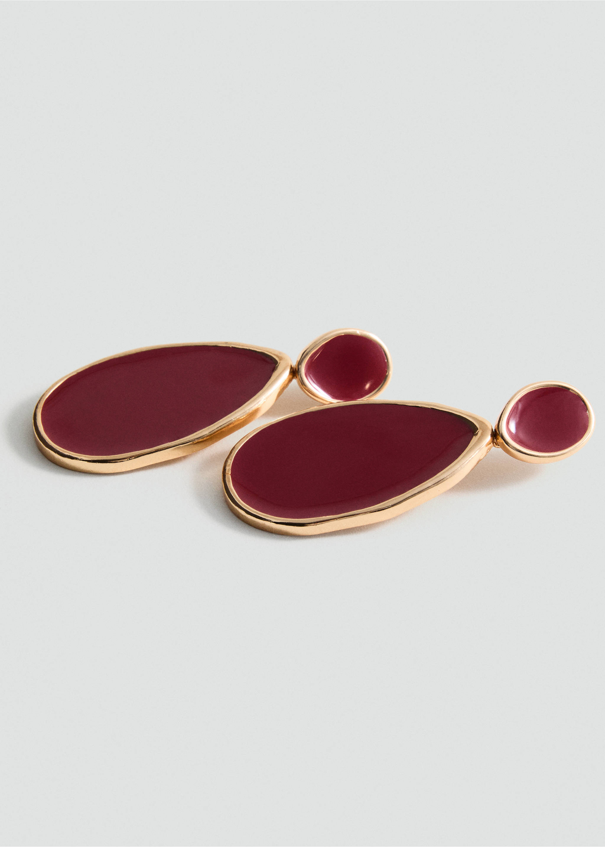 Pendientes largos abalorios - Plano medio, Granate. Ref: 87084411-00.