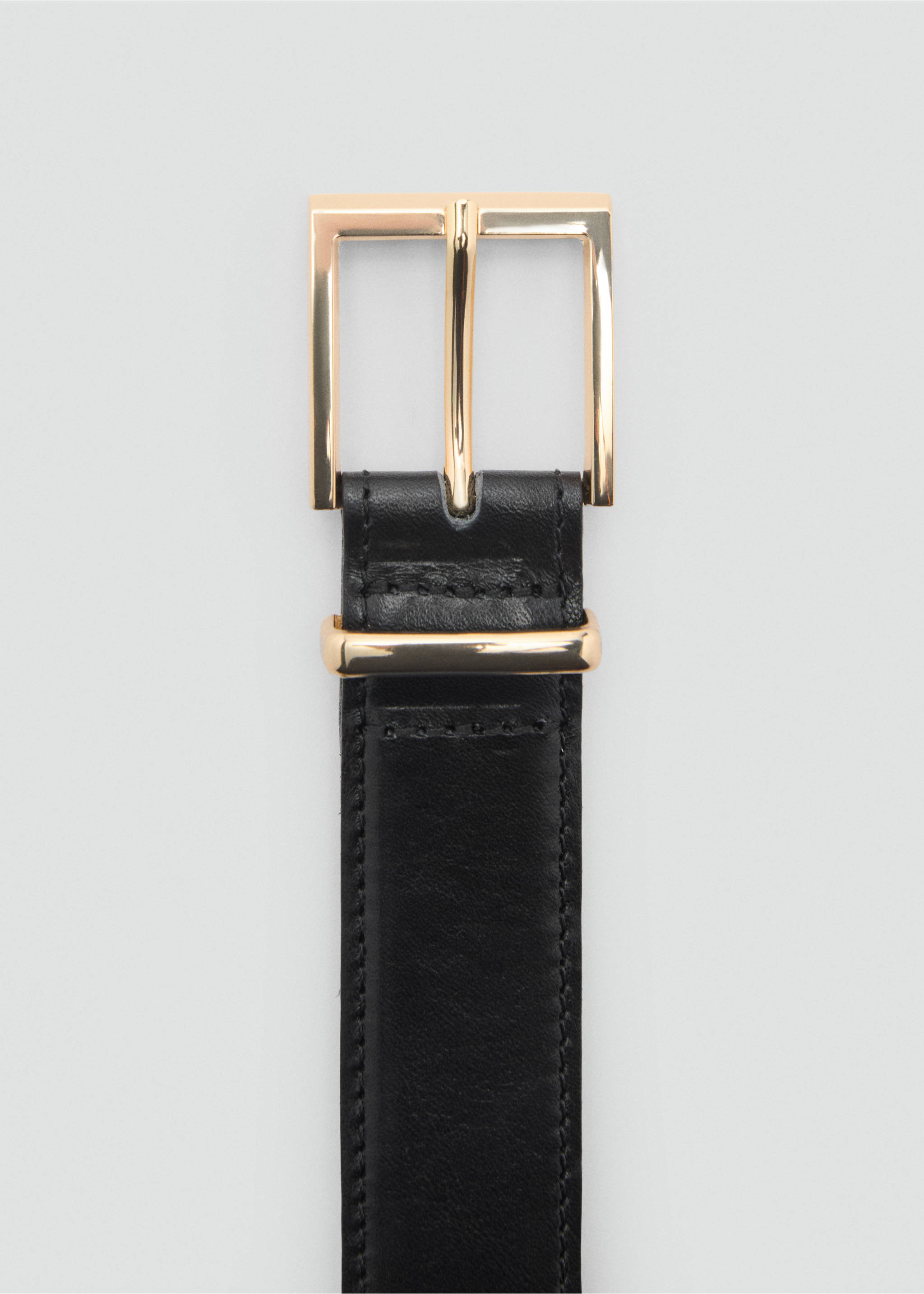 Leather belt with square buckle - Details of the article 1, Black. Ref: 87084412-00.