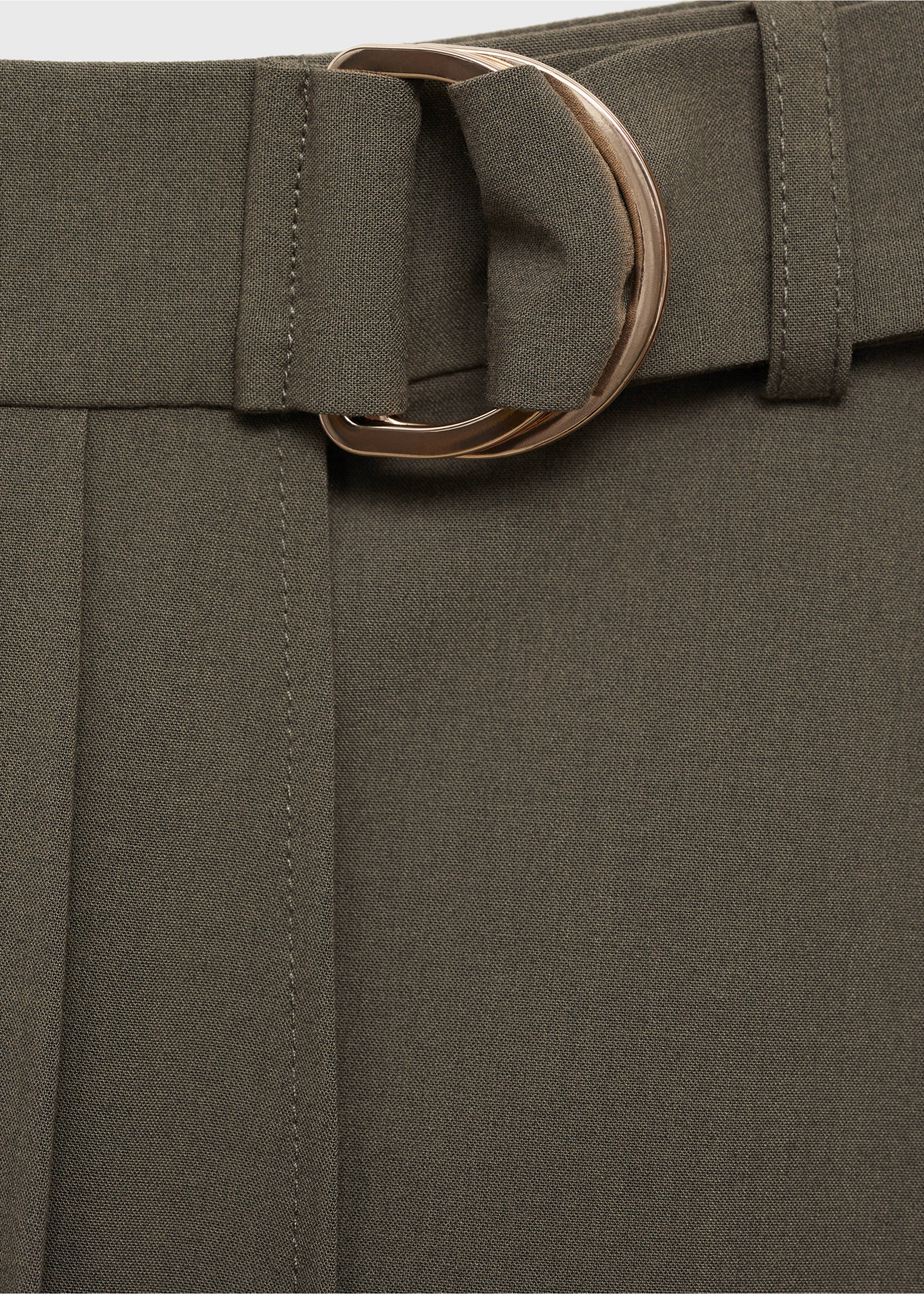 Pleated skirt with belt - Details of the article 8, Khaki. Ref: 87084416-00.