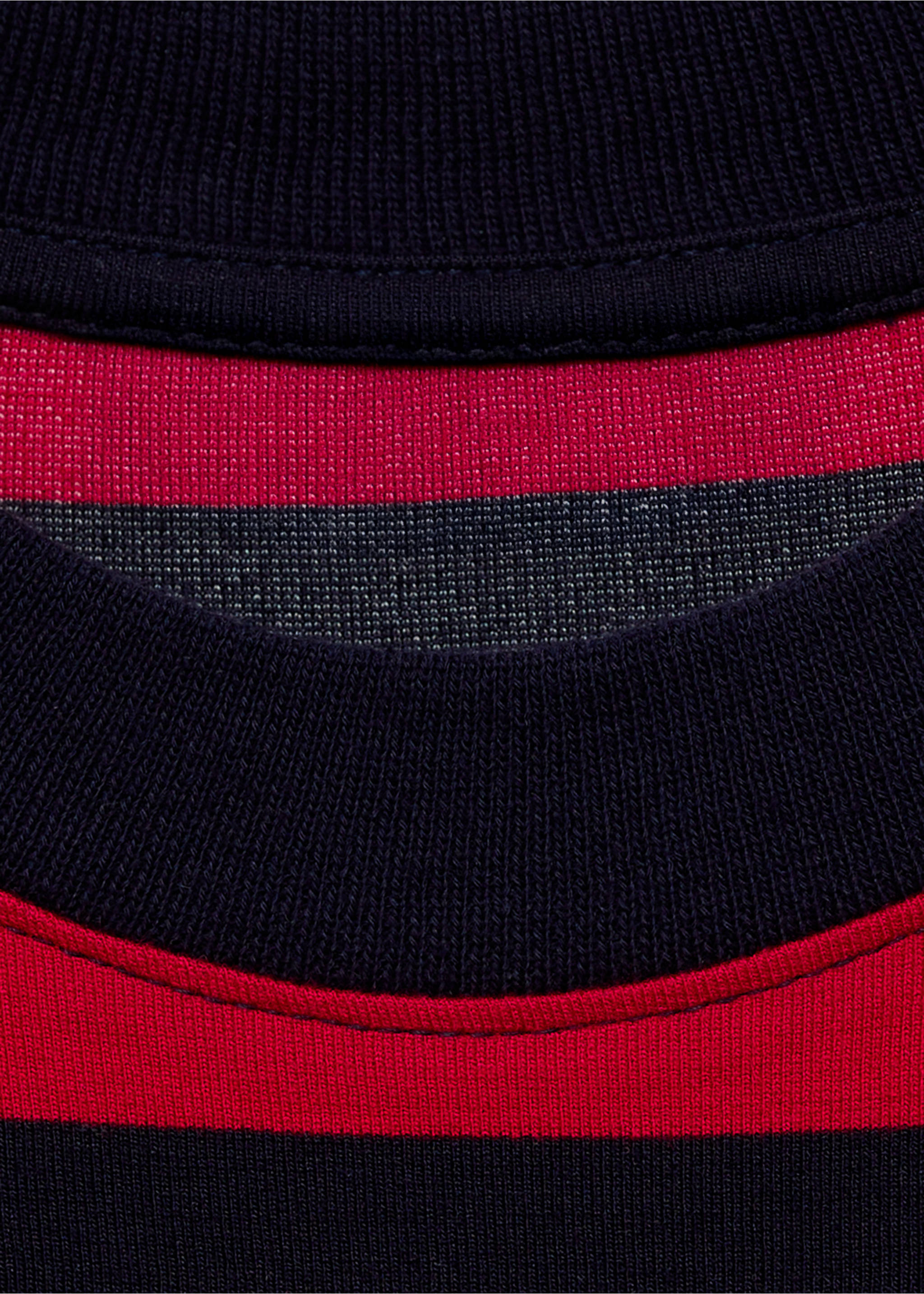 Striped short-sleeved t-shirt - Details of the article 8, Red. Ref: 87084417-00.