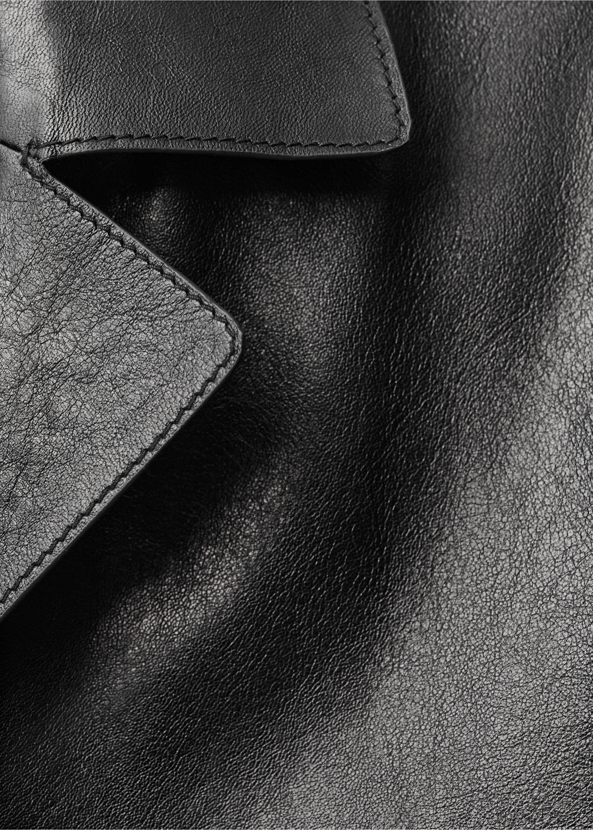 Oversized leather jacket with pockets - Details of the article 0, Black. Ref: 87084418-00.