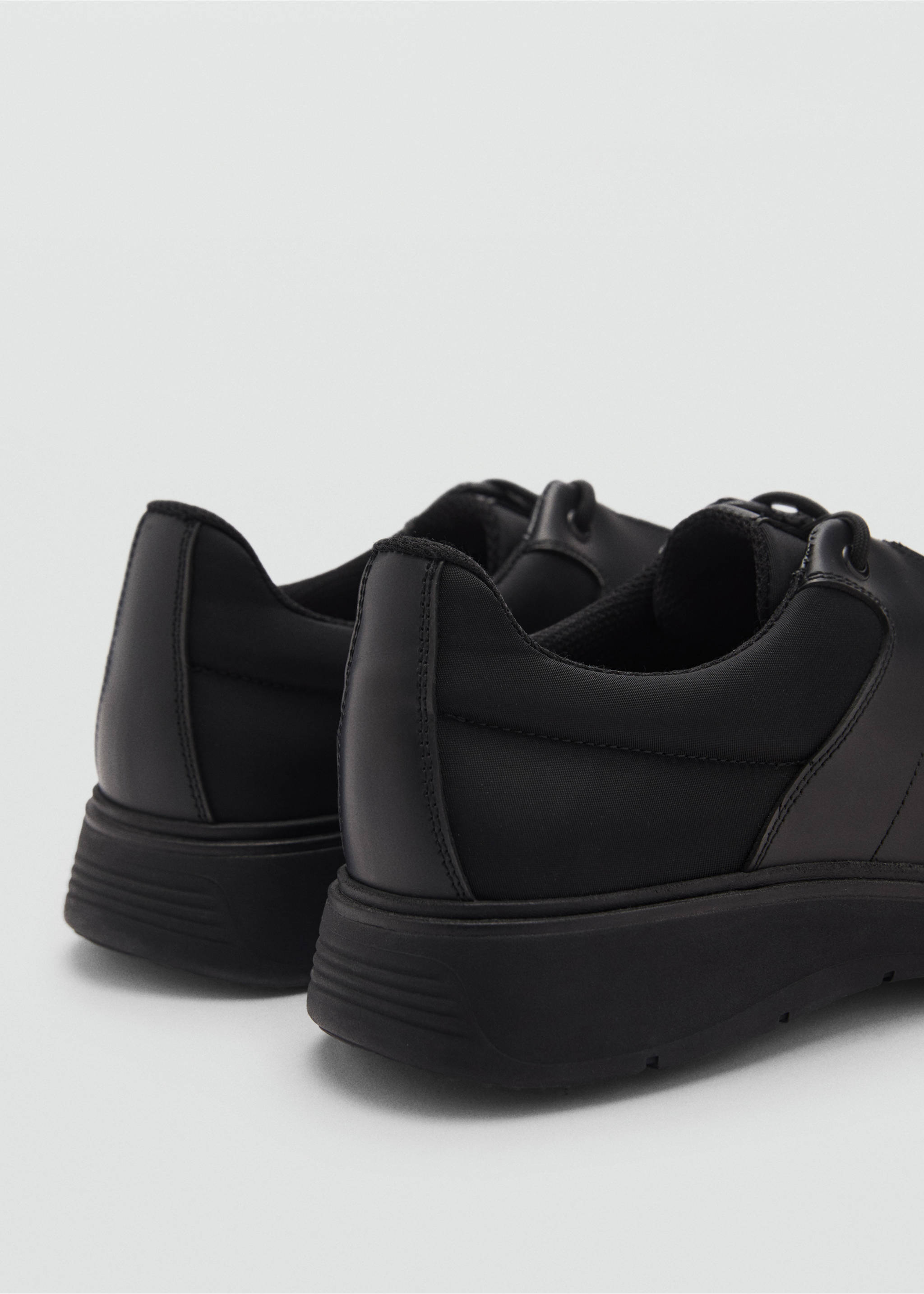 Coolmax® combined leather shoes - Details of the article 1, Black. Ref: 87084422-00.