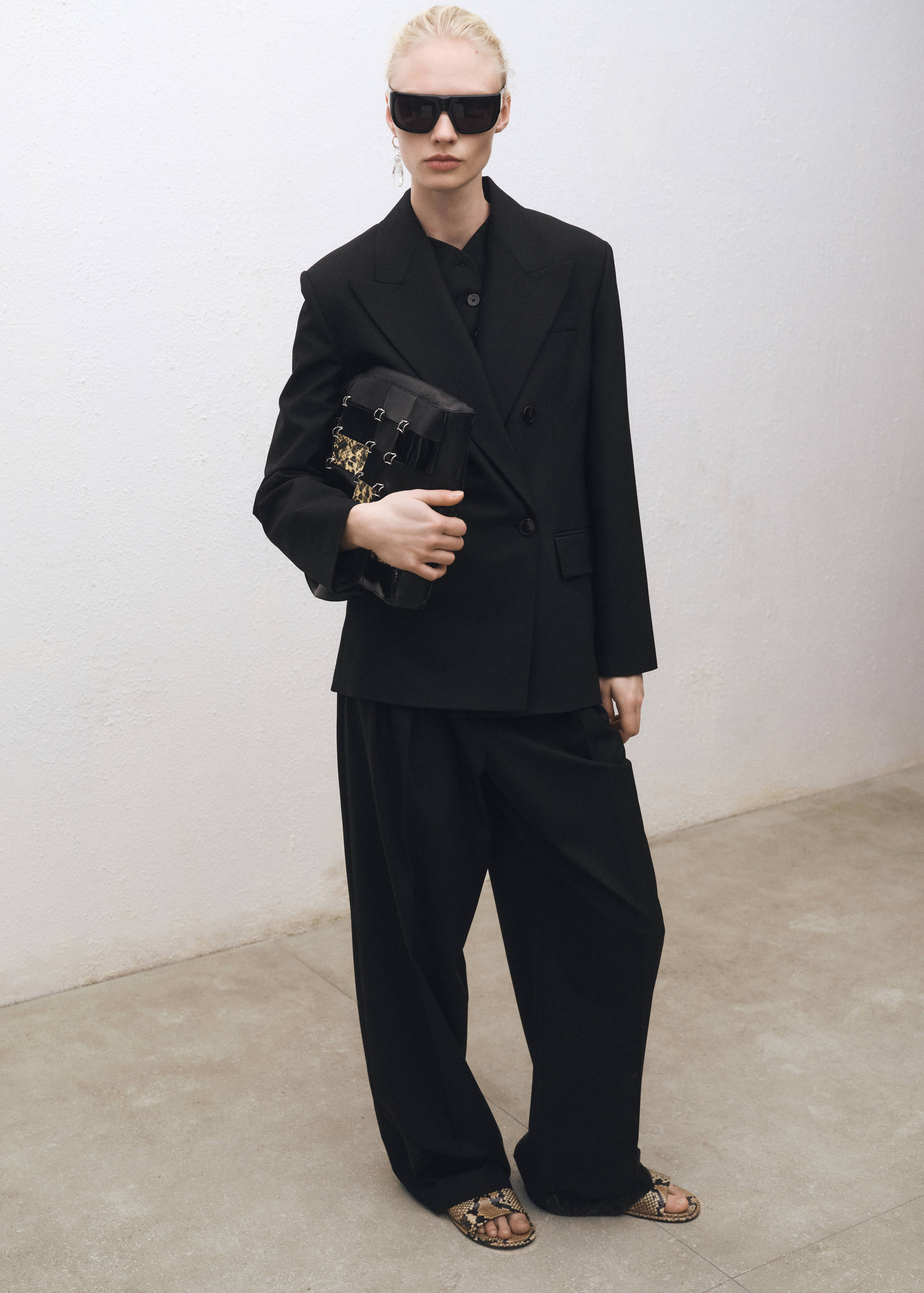 Pantalón traje wide leg mezcla lana - Plano general