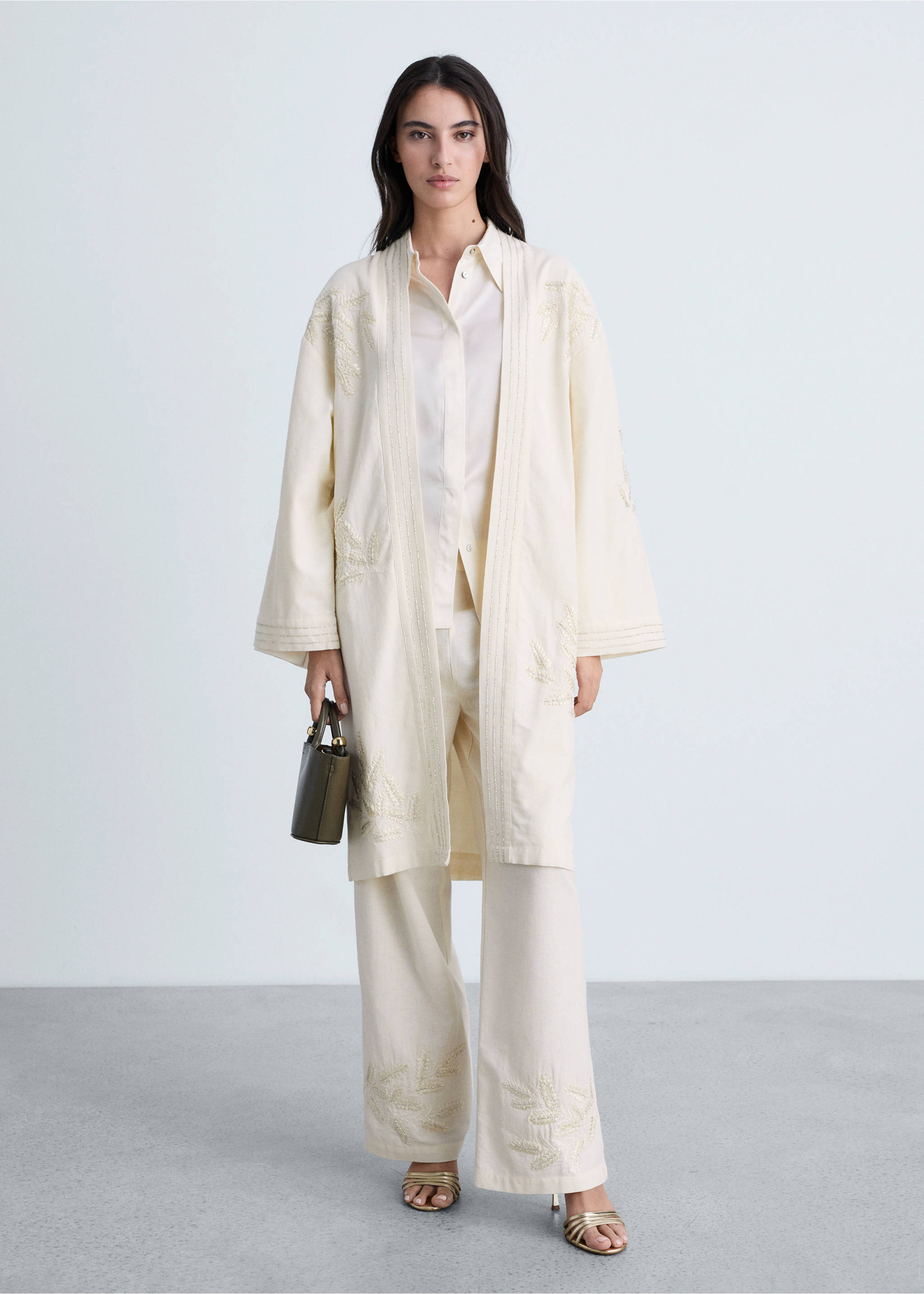 Caftan din bumbac cu broderie - Plan general, Alb-murdar. Ref: 87084780-00.