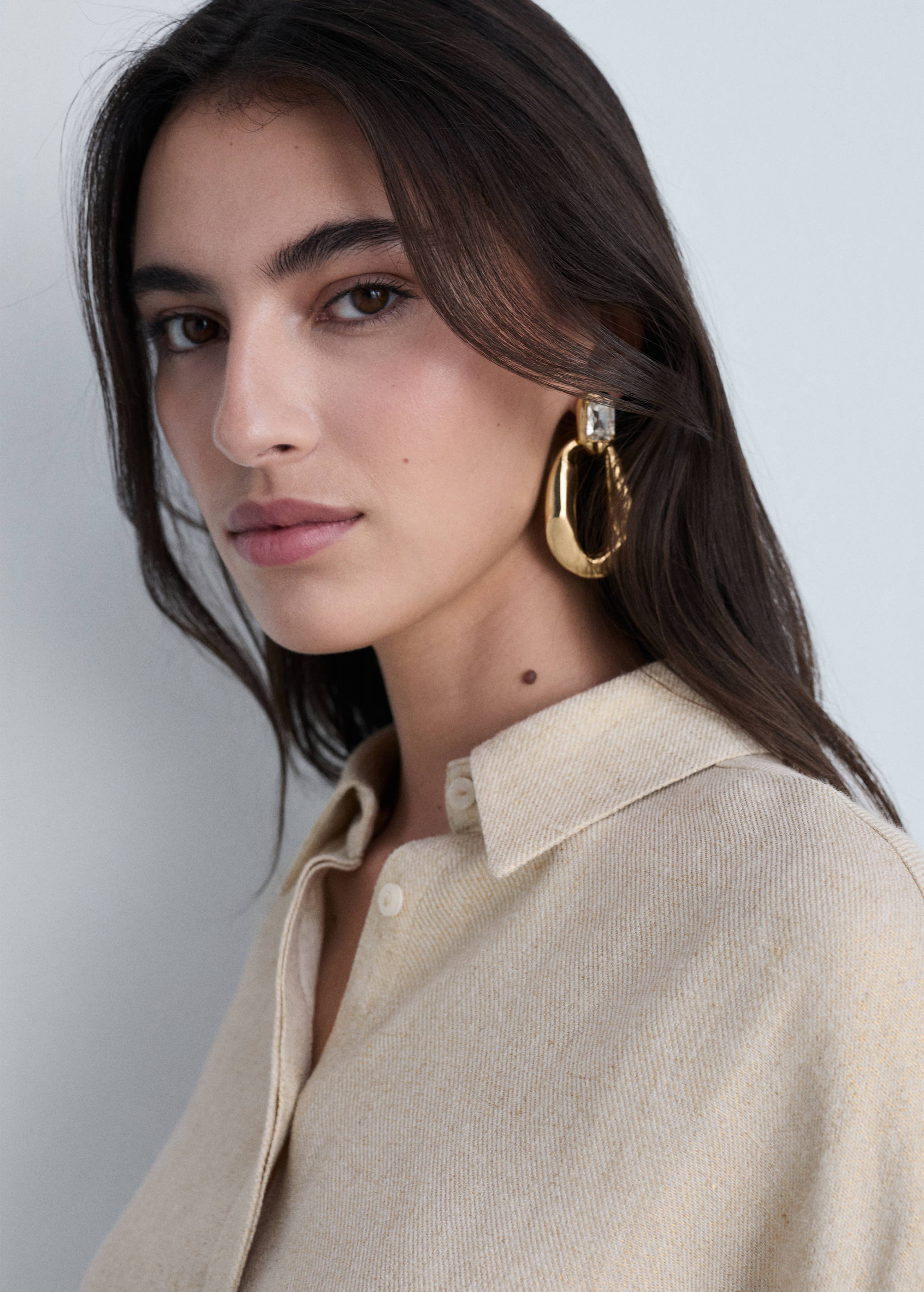 Camisa regular mezcla lino - Detalle del artículo 1