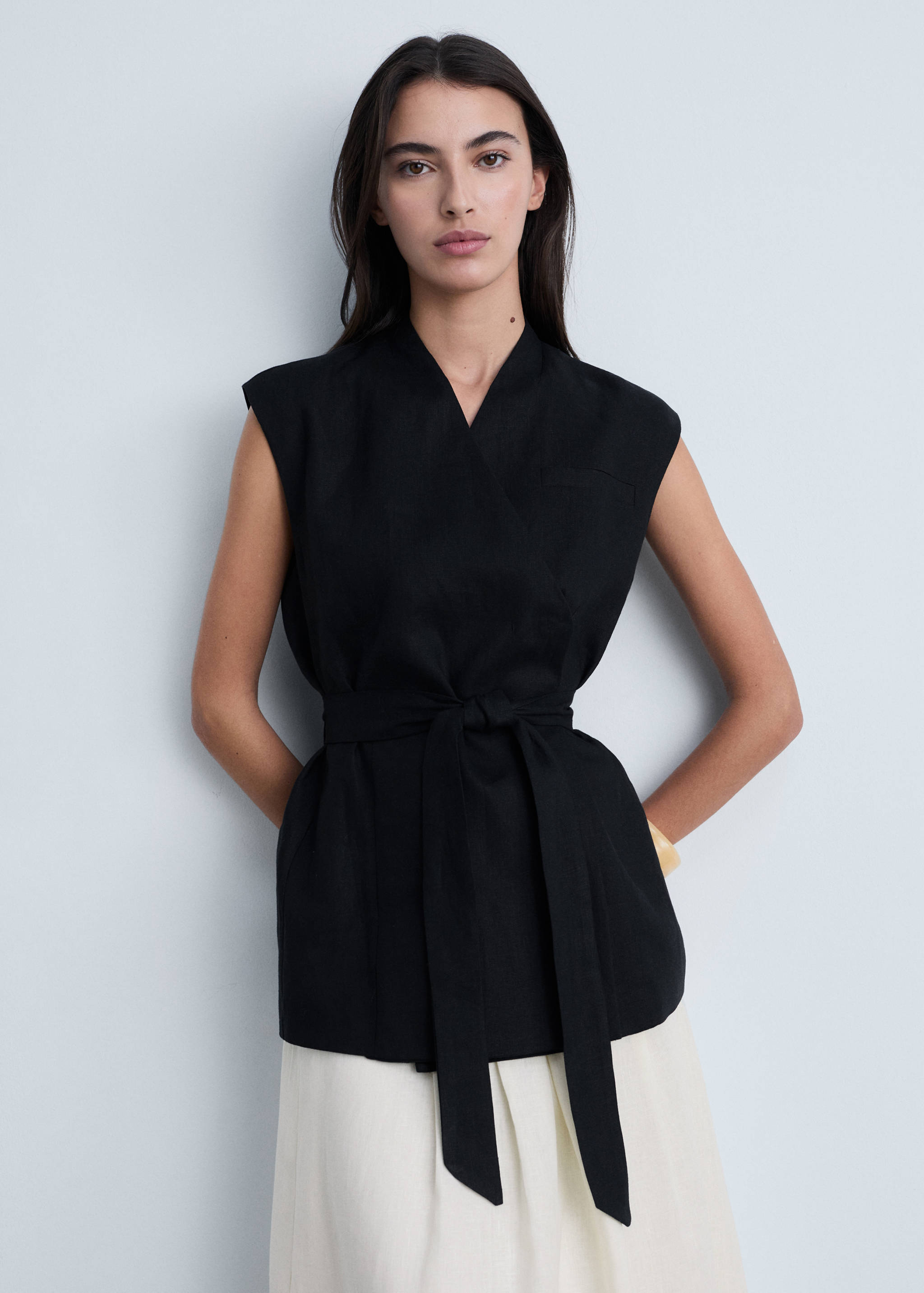 Linen vest with belt - Medium plane