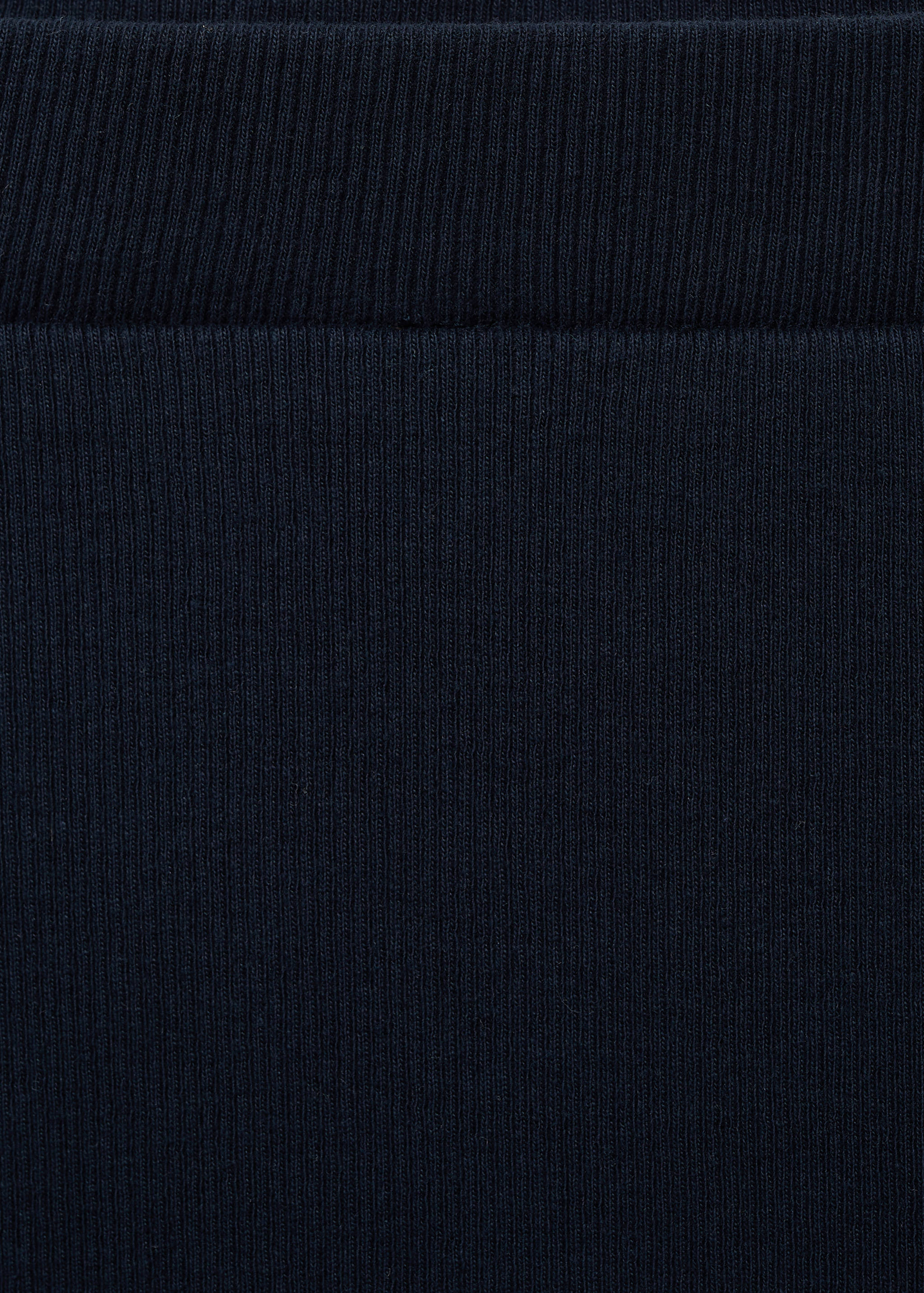 Long skirt with side slit - Details of the article 8