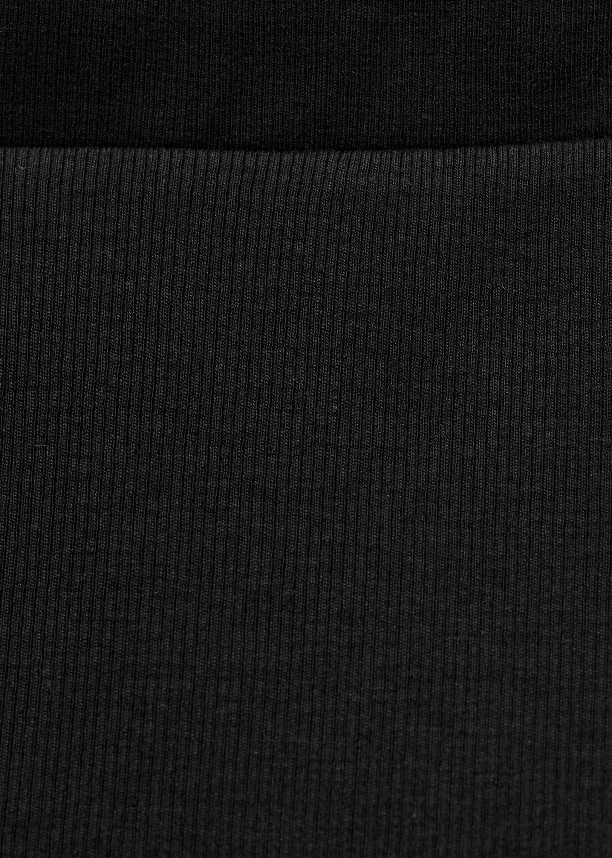 Long skirt with side slit - Details of the article 8, Black. Ref: 87084788-00.