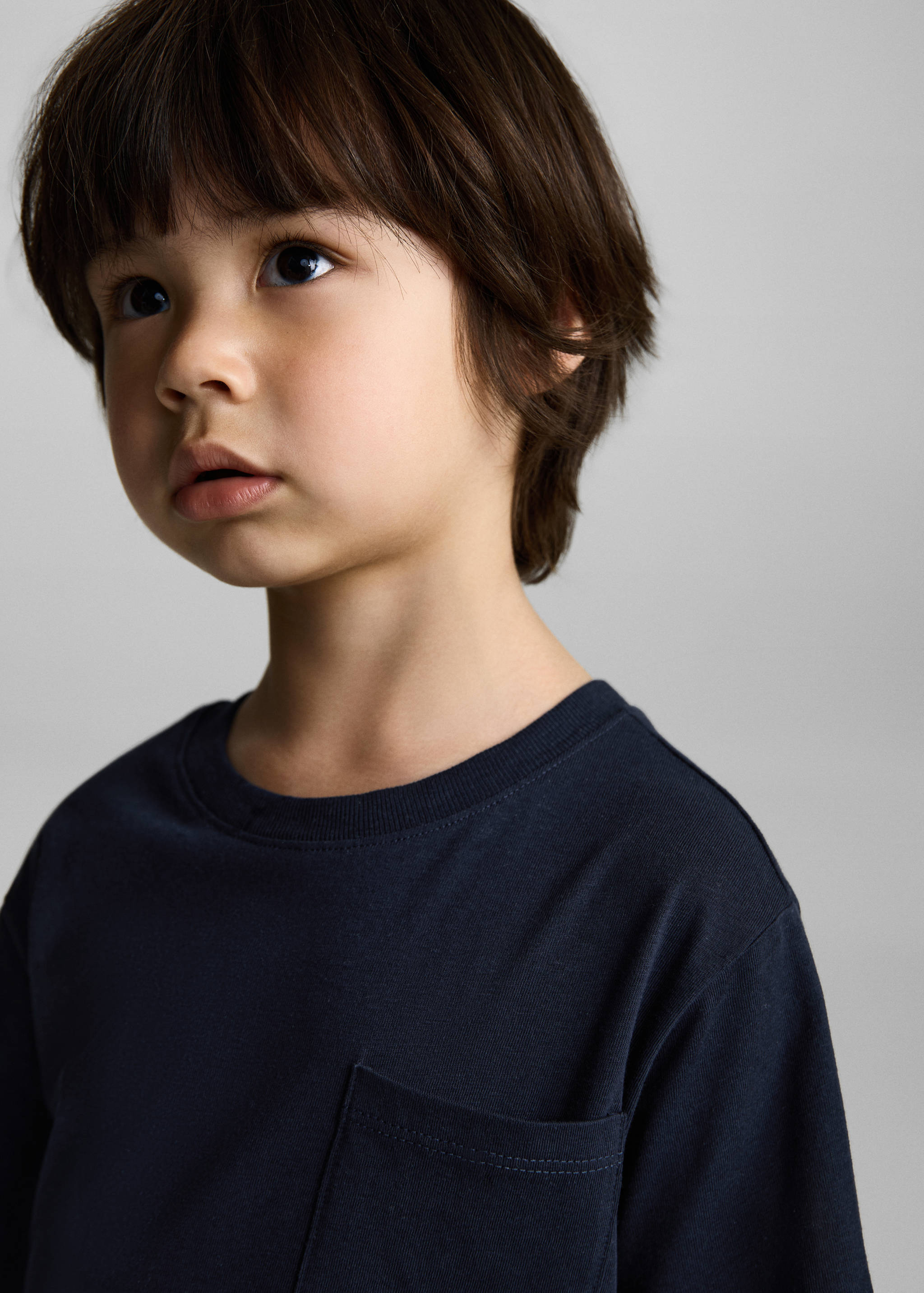 Baumwoll-T-Shirt mit Tasche - Detail des Artikels 1