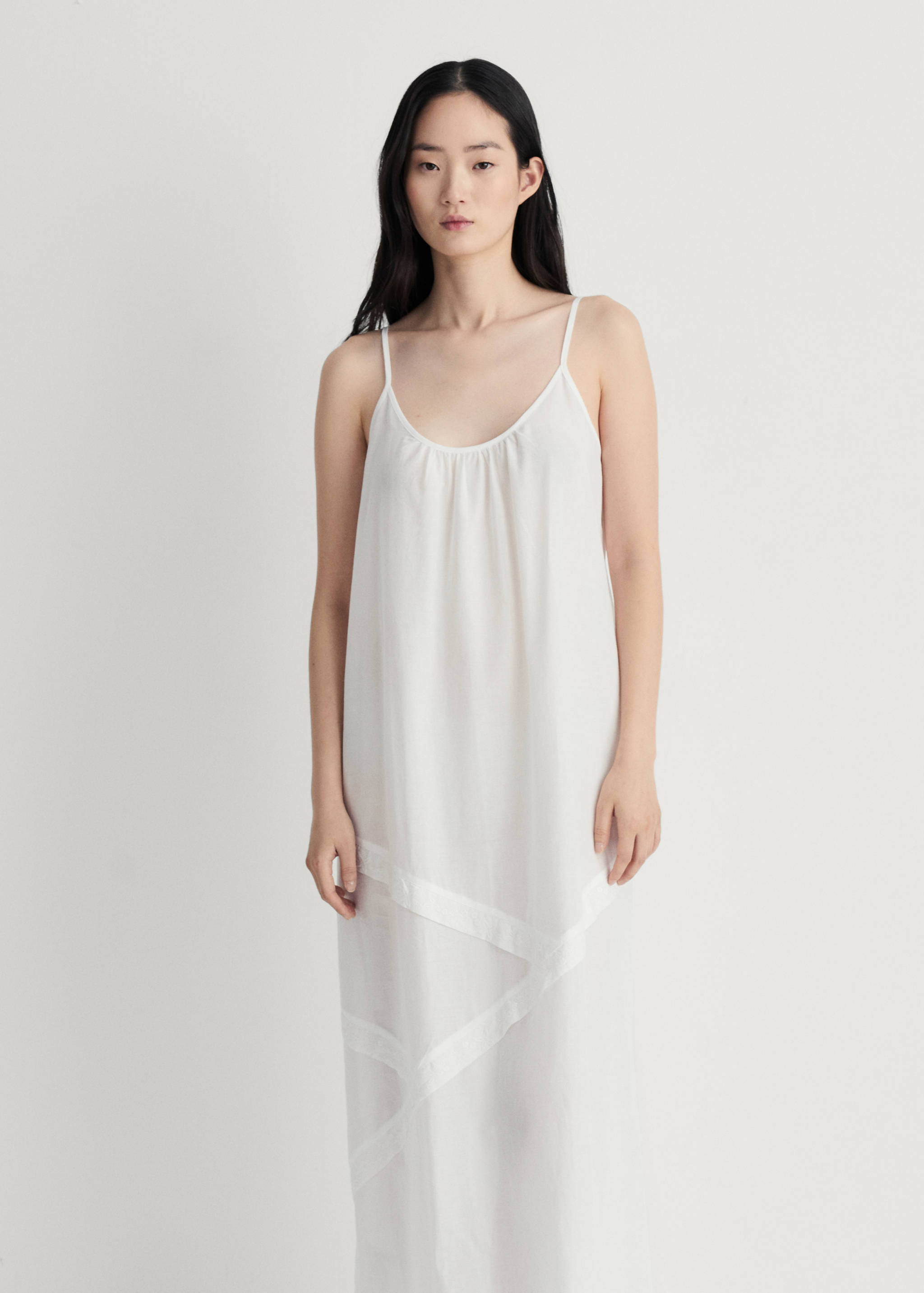 Cotton spaghetti-strap nightgown - General plane