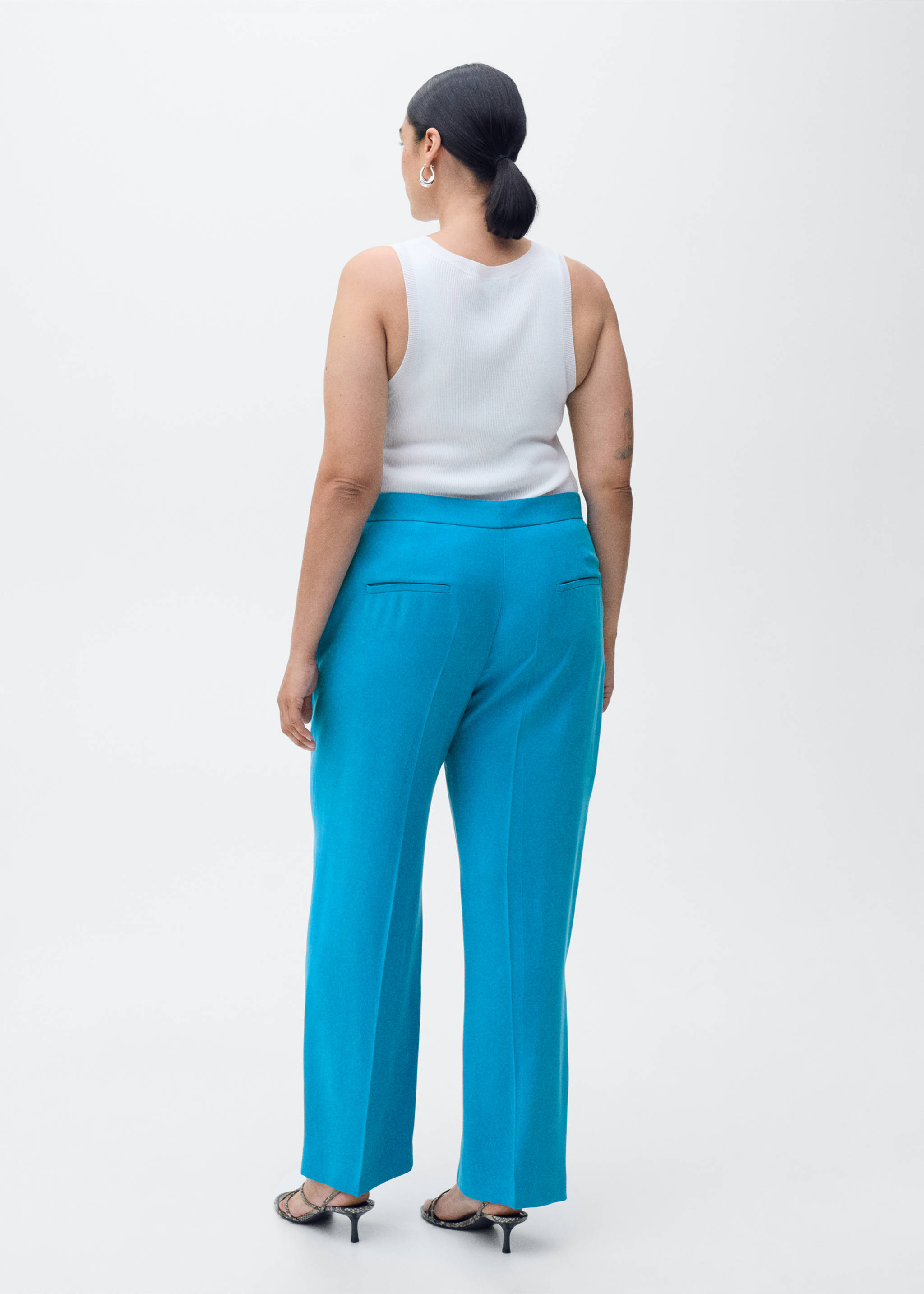 Straight suit trousers - Details of the article 4, Blue. Ref: 87085735-00.