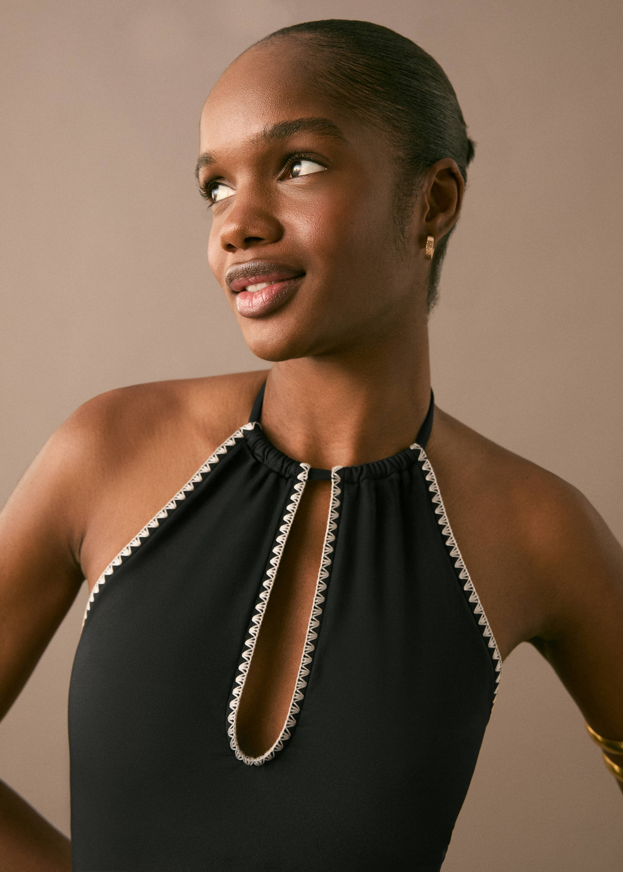 Halter neck swimsuit - Details of the article 1