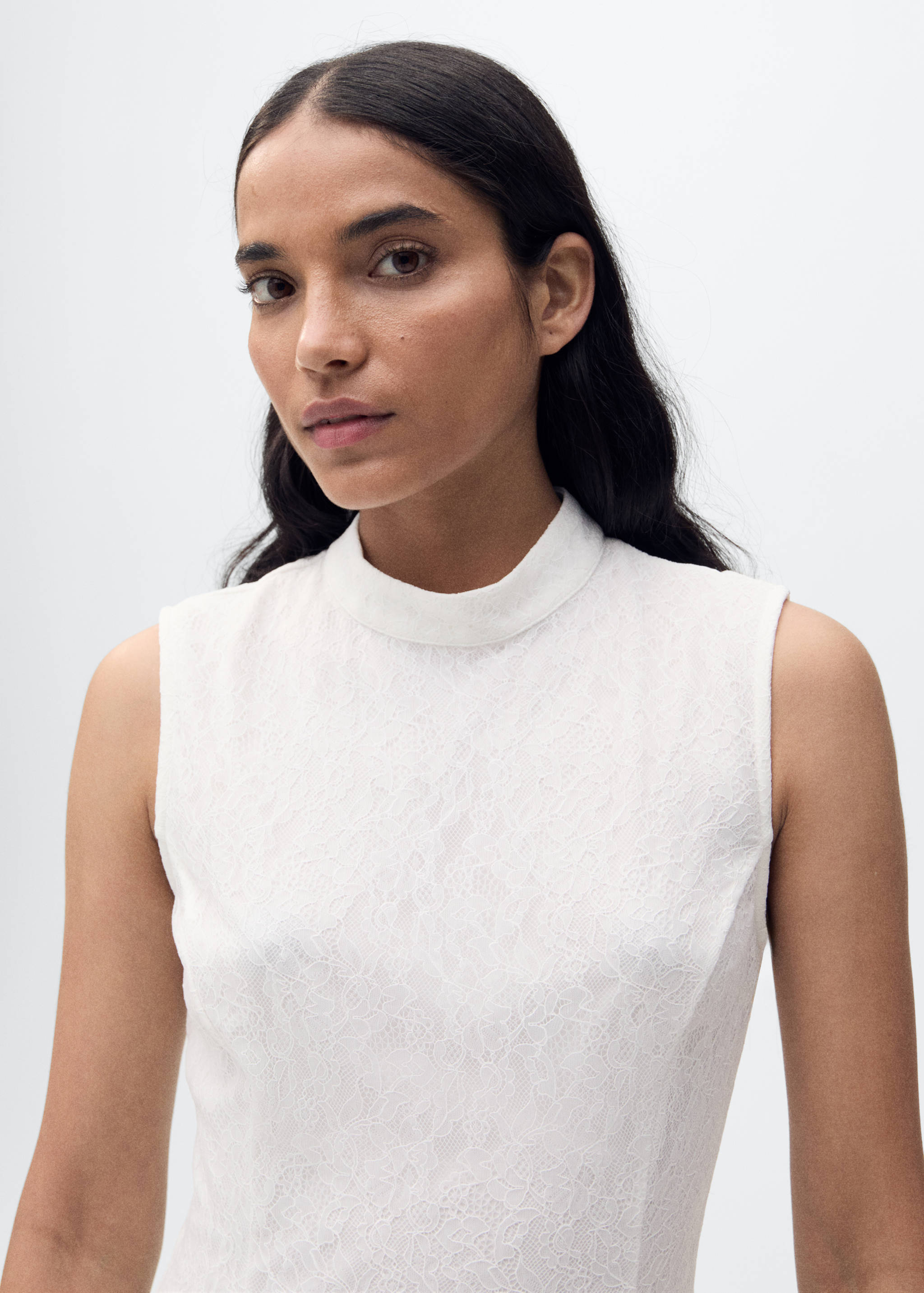 Čipkasta haljina s detaljima ušitaka - Detalji artikla 1