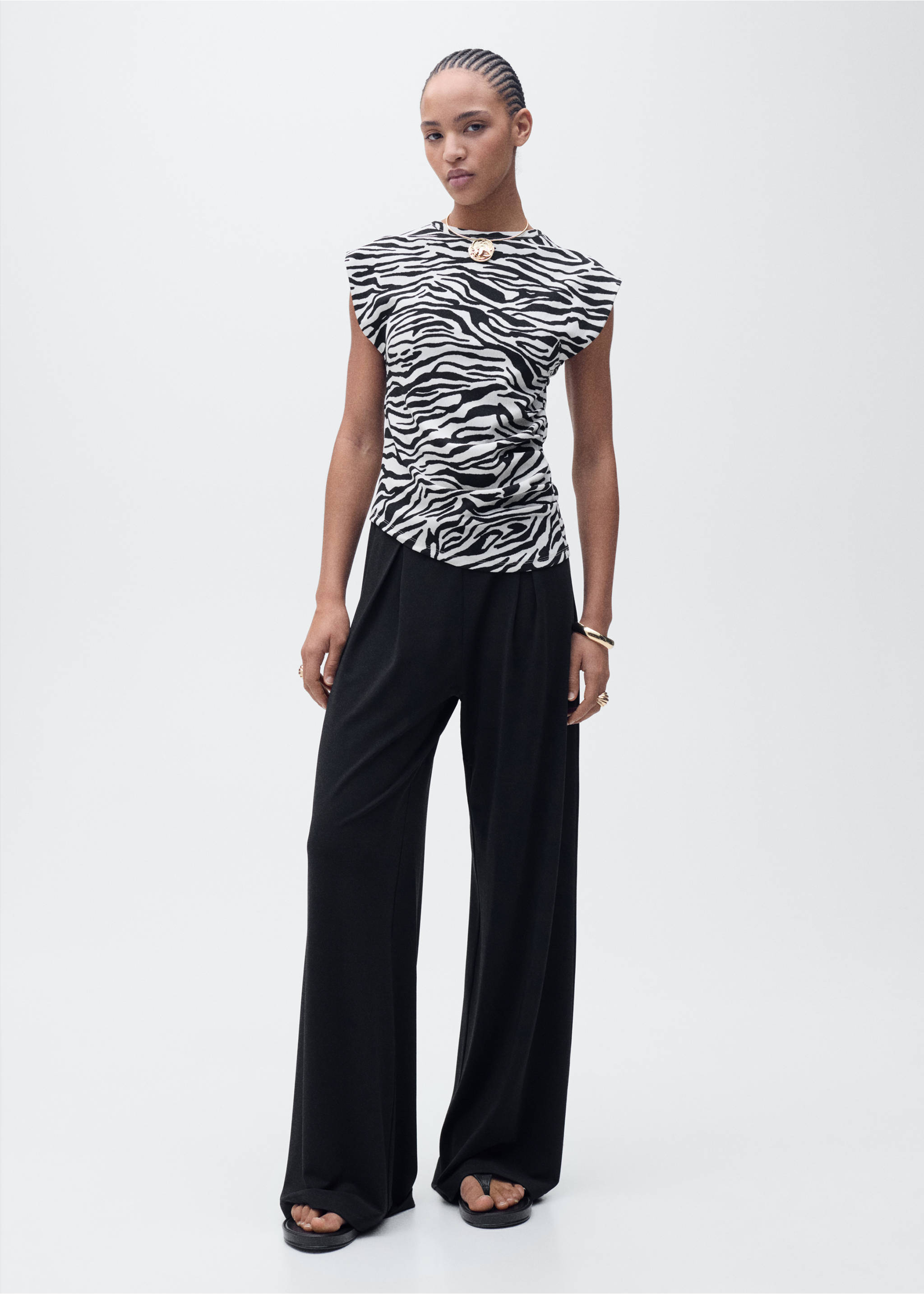 Μπλούζα με πιέτες χωρίς μανίκια - Γενικό πλάνο, Μαύρο. Ref: 87085764-00.