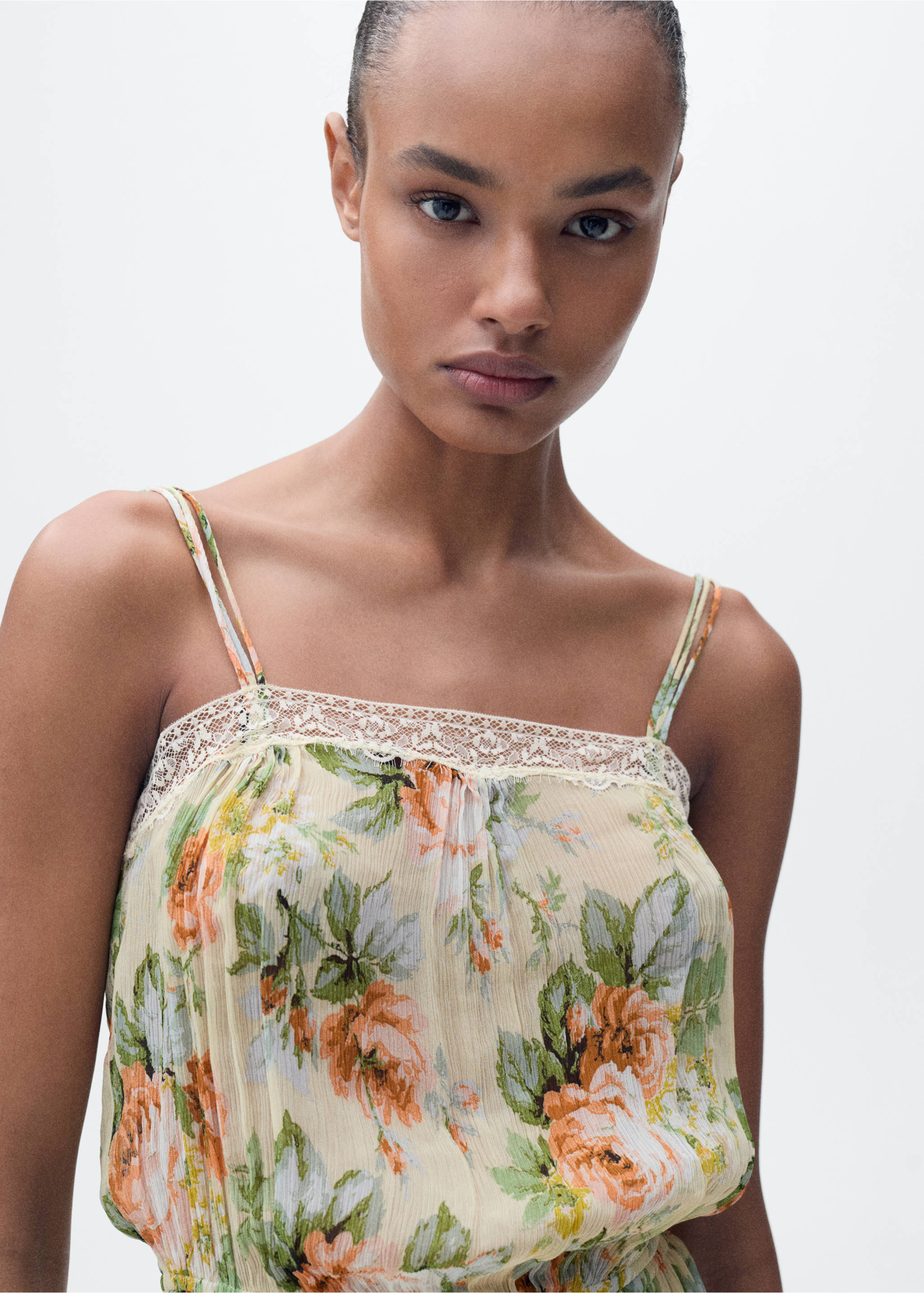 Long floral jumpsuit with puffed hem - Details of the article 3, Ecru. Ref: 87085765-00.