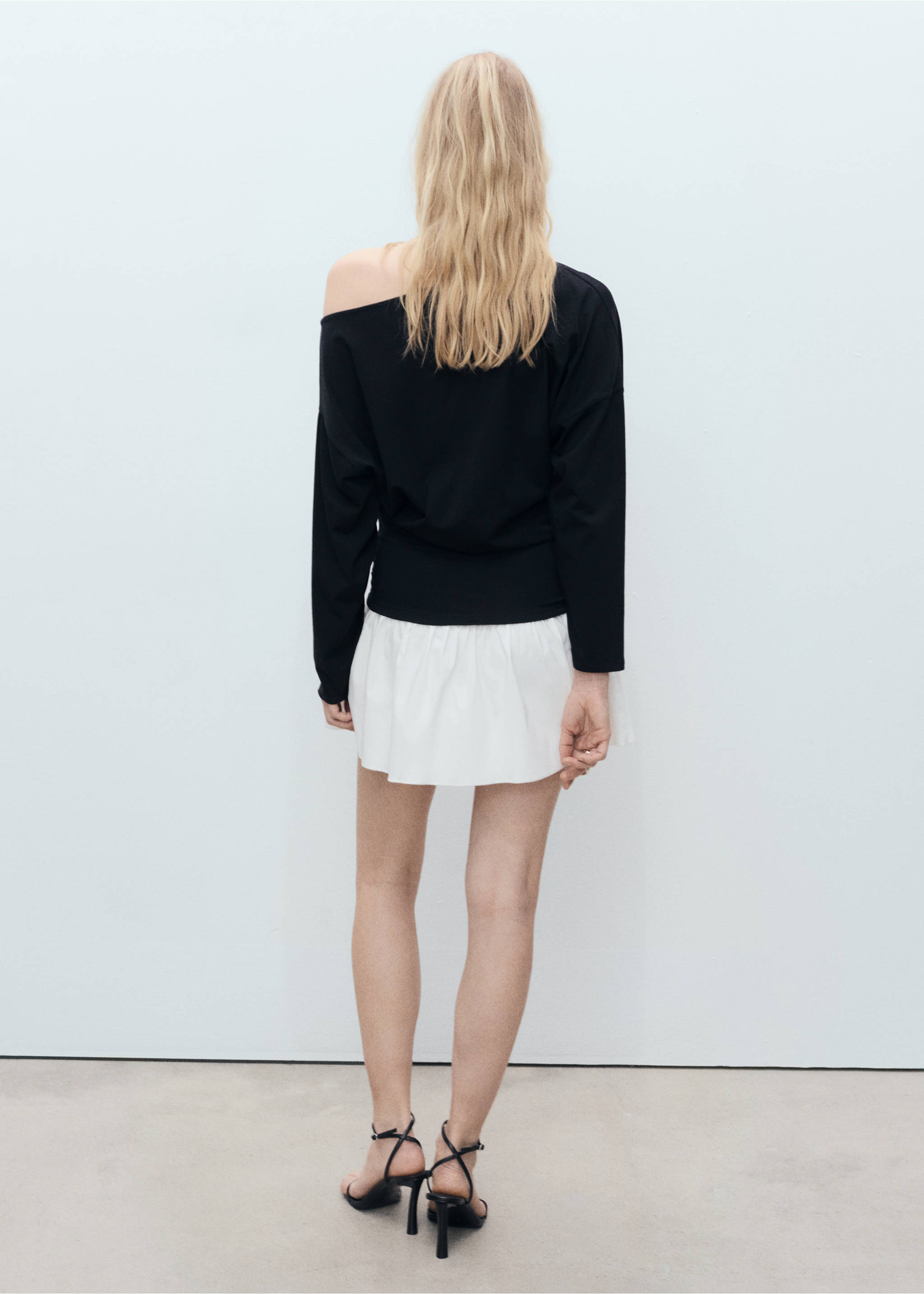 Short combined fabric draped dress - Reverse of the article, Black. Ref: 87085767-00.