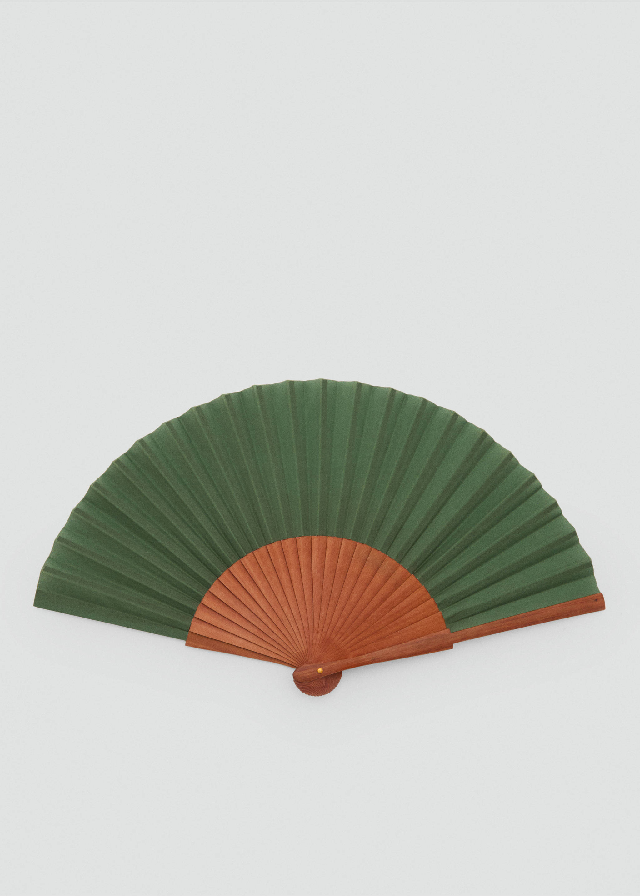 Smooth wooden fan - Medium plane, Green. Ref: 87085925-00.