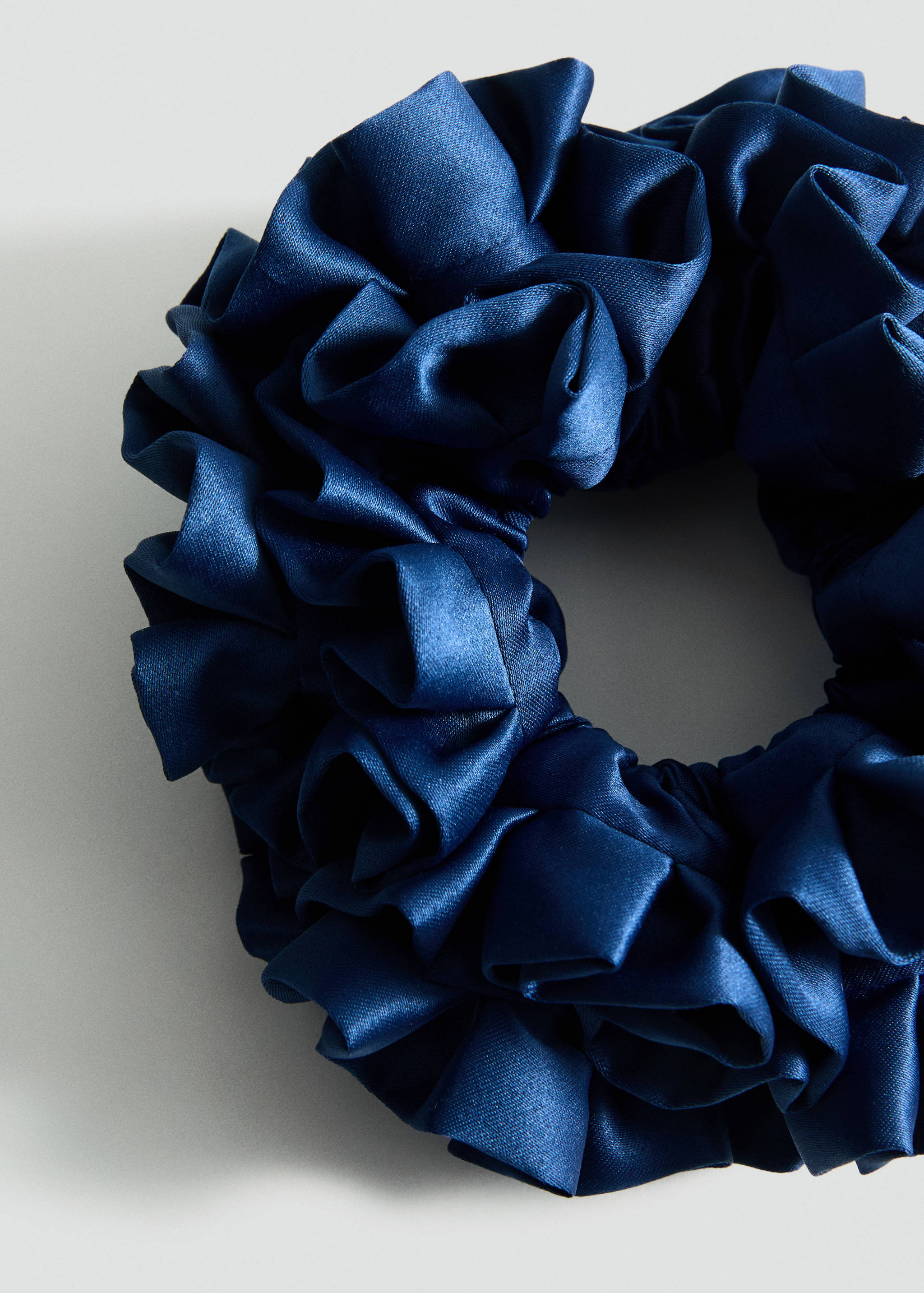 Mini ruffled scrunchie - Medium plane