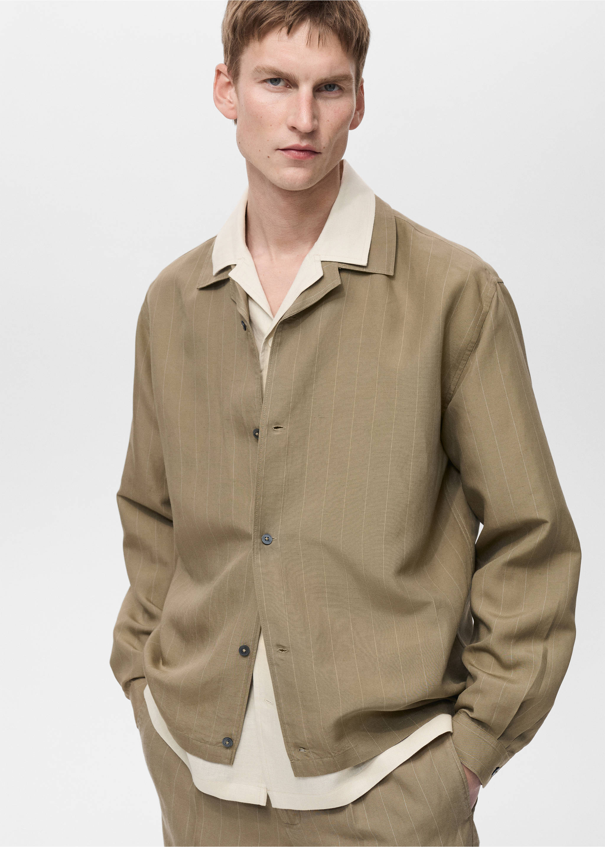 Linen-blend pinstripe overshirt - Details of the article 6, Khaki. Ref: 87085928-00.