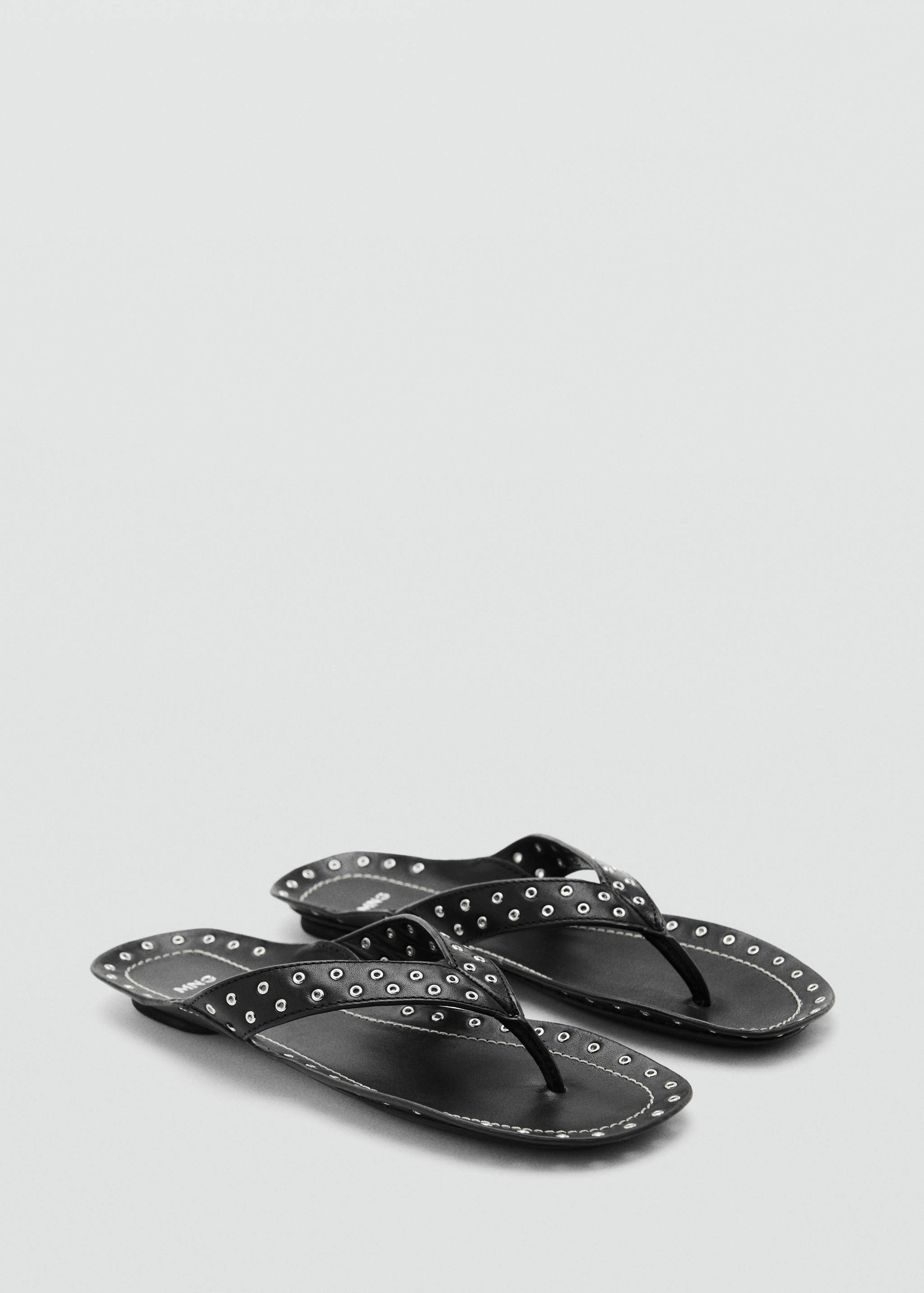 Leather sandals with eyelets - Medium plane