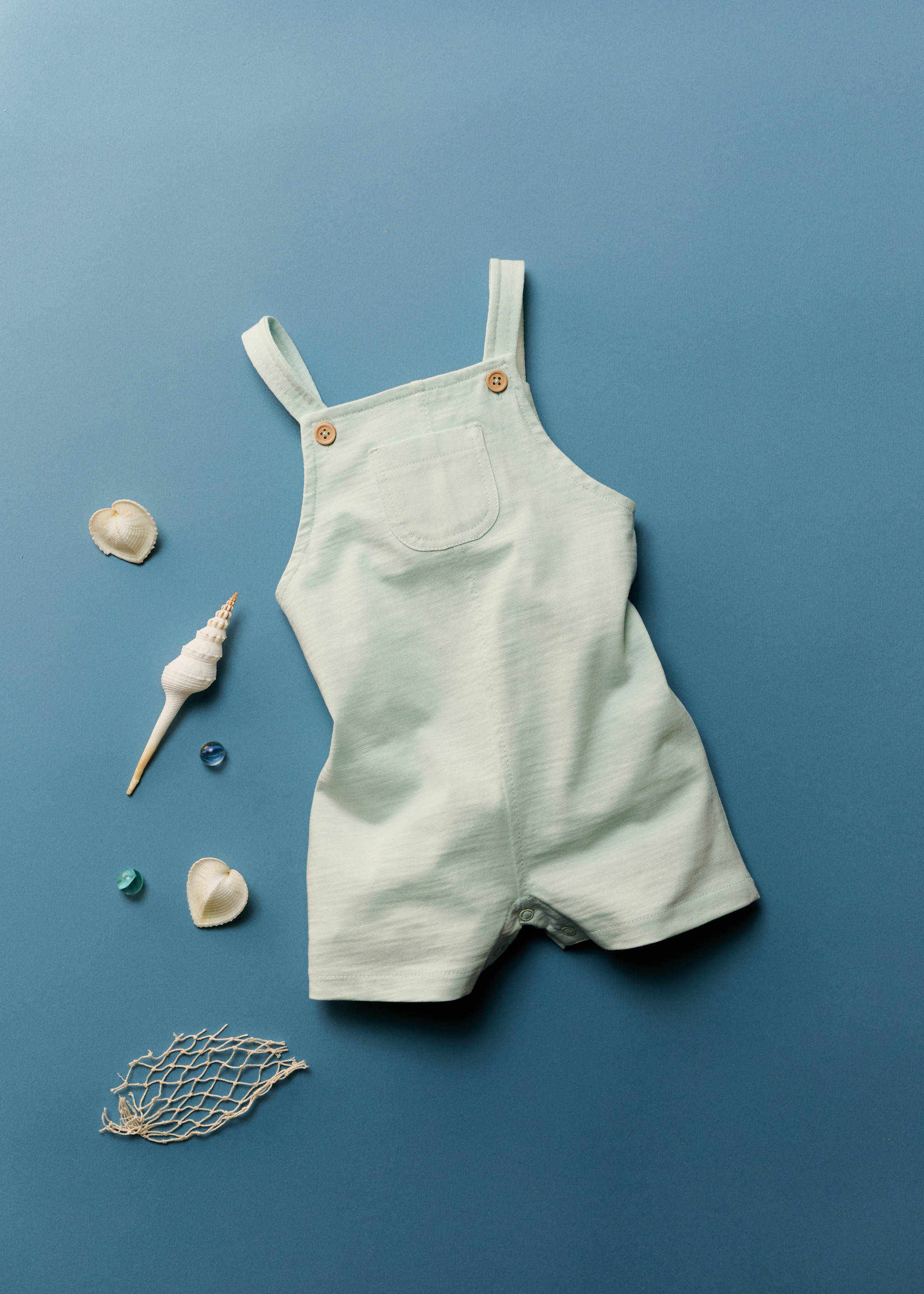 Short cotton dungarees - Details of the article 5, Green. Ref: 87085972-00.