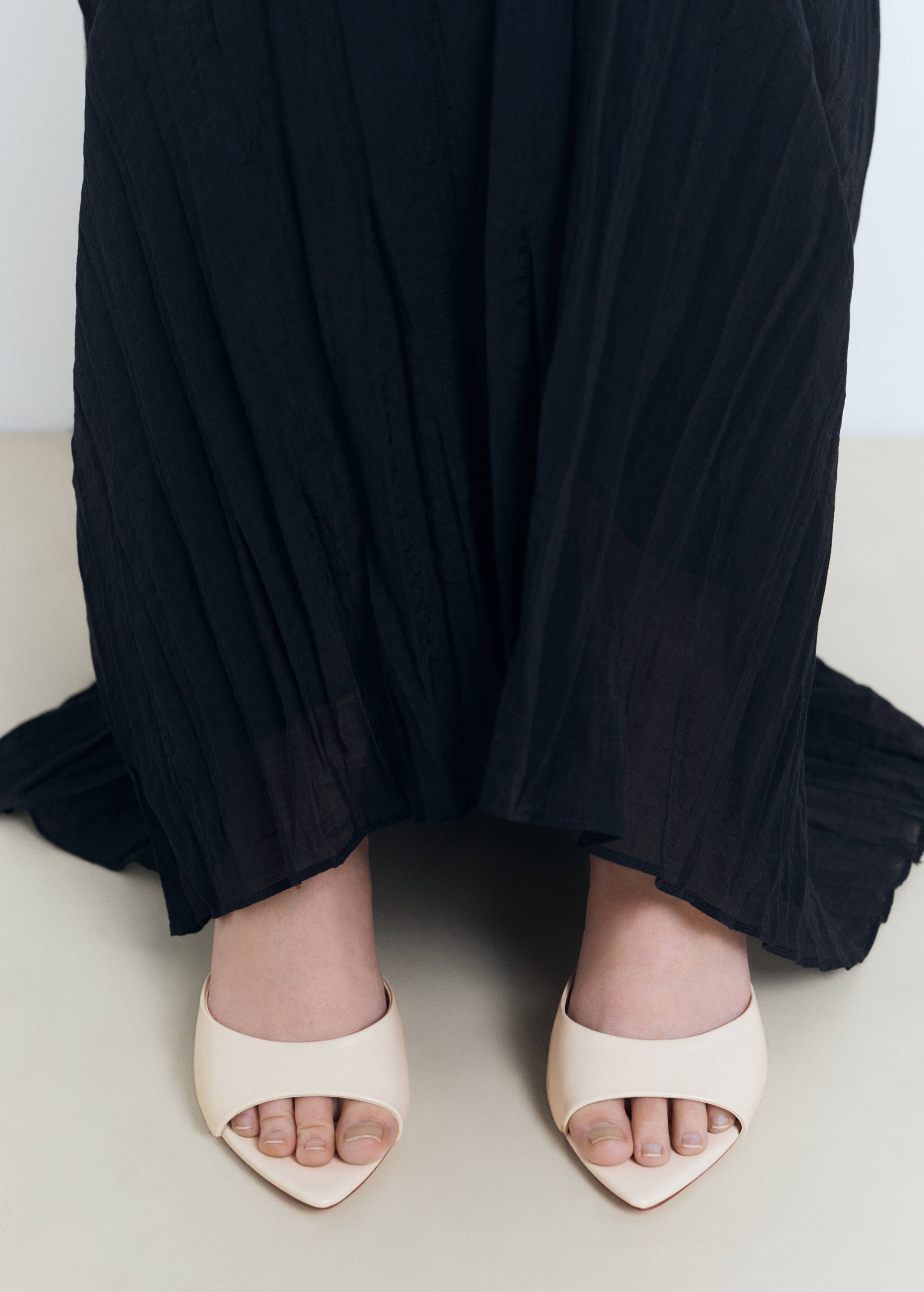 Pointed heel sandals - Details of the article 9