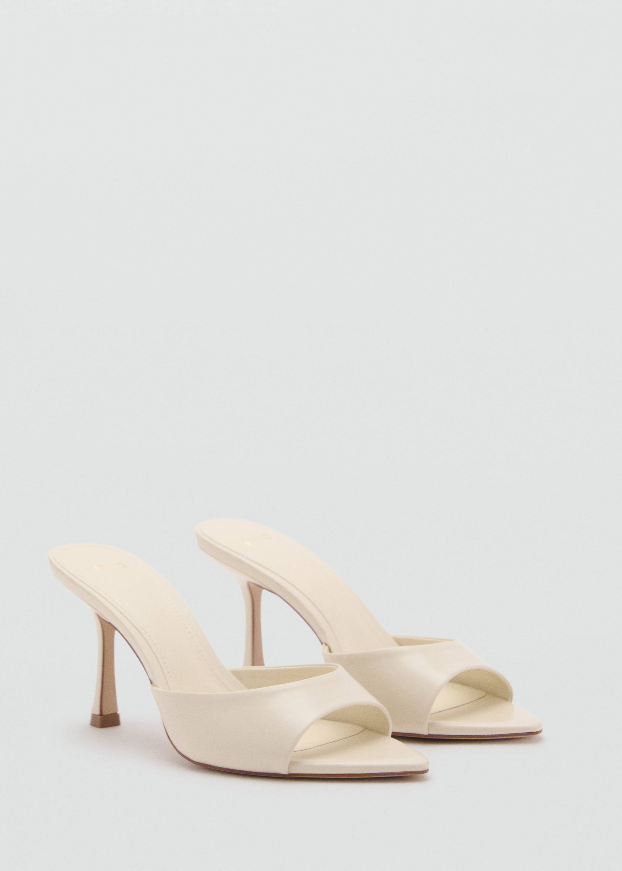 Pointed heel sandals - Medium plane