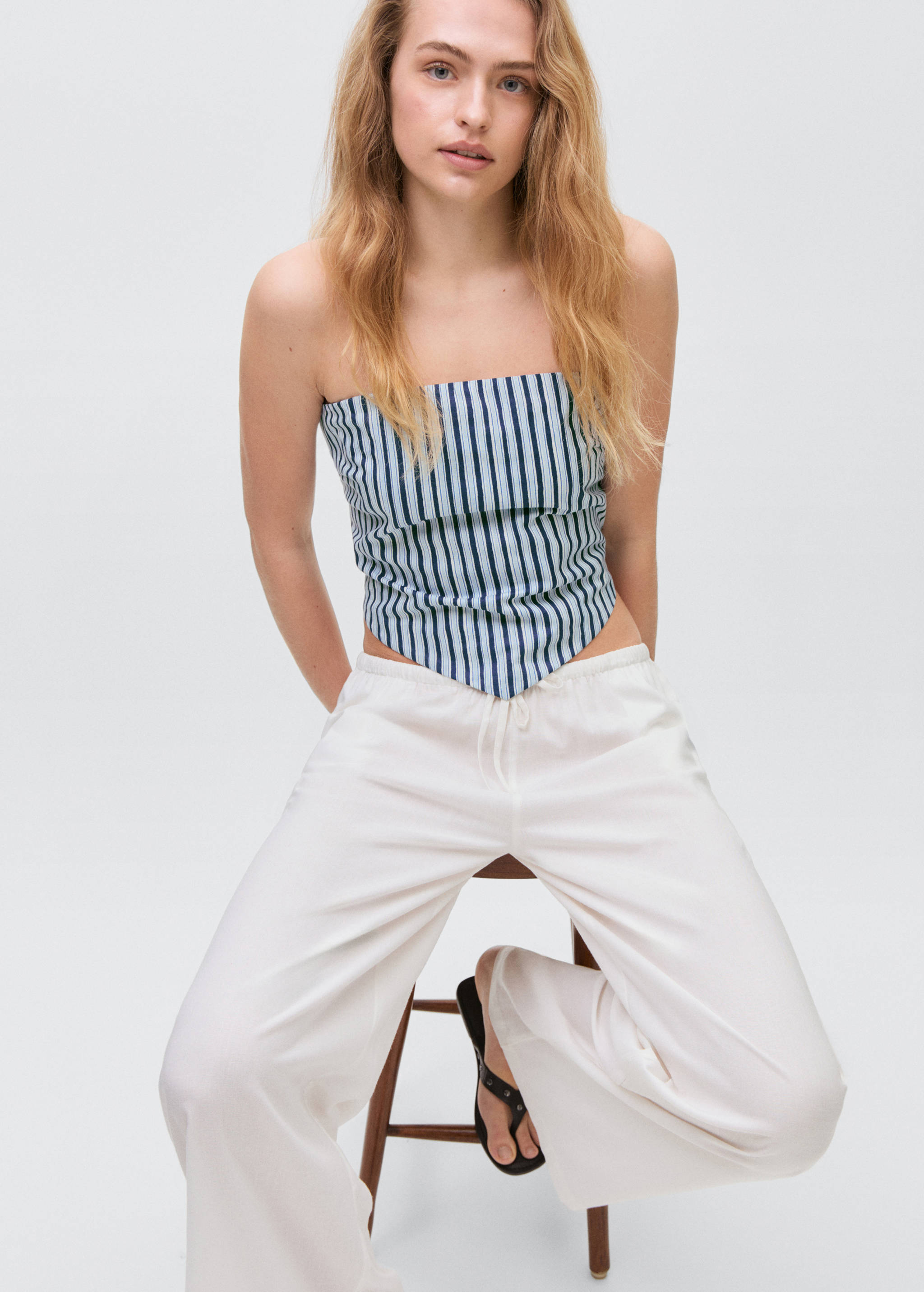 V-neck bandana top - Details of the article 2