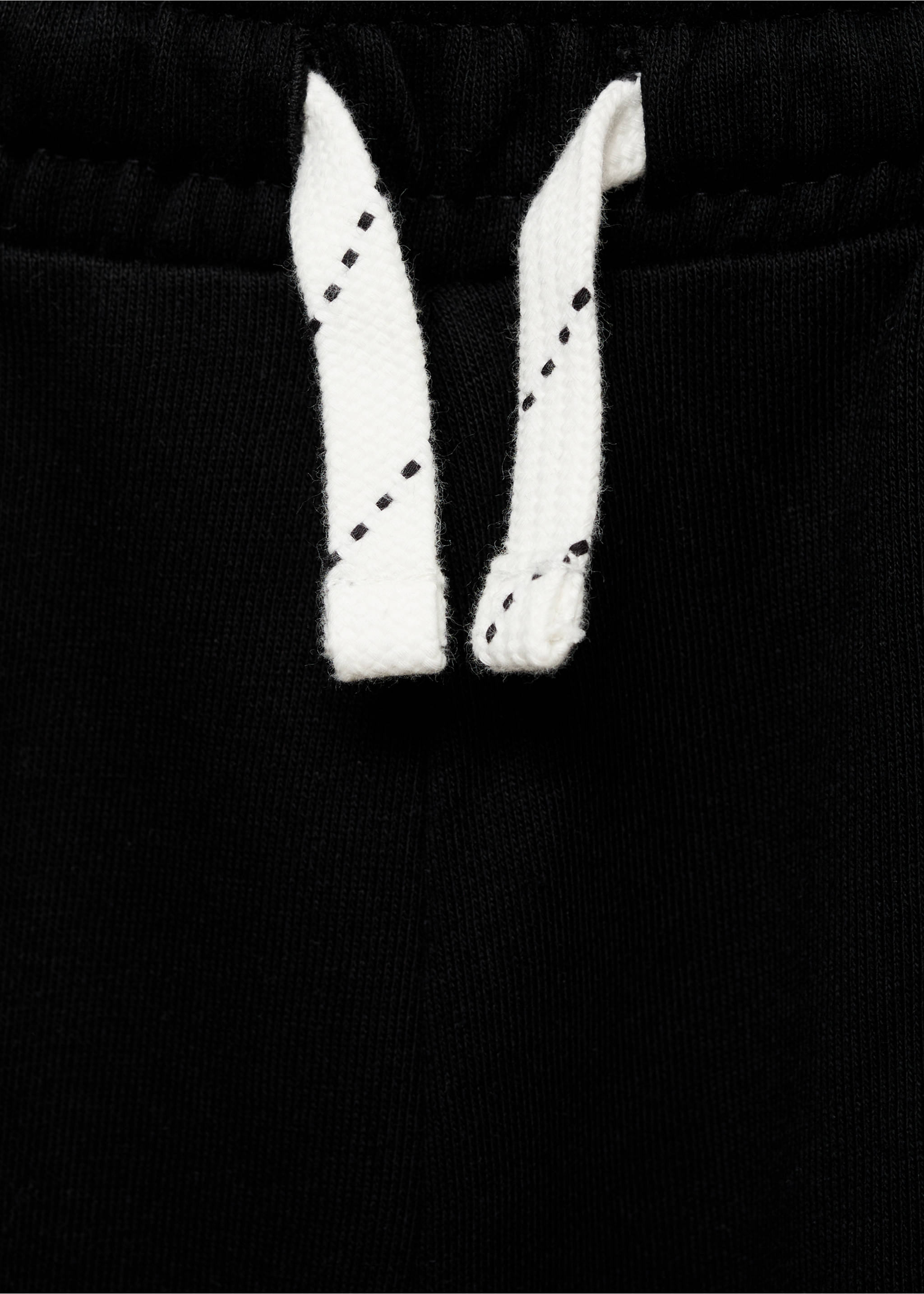 Cotton shorts with elastic waist - Details of the article 8, Black. Ref: 87086342-00.