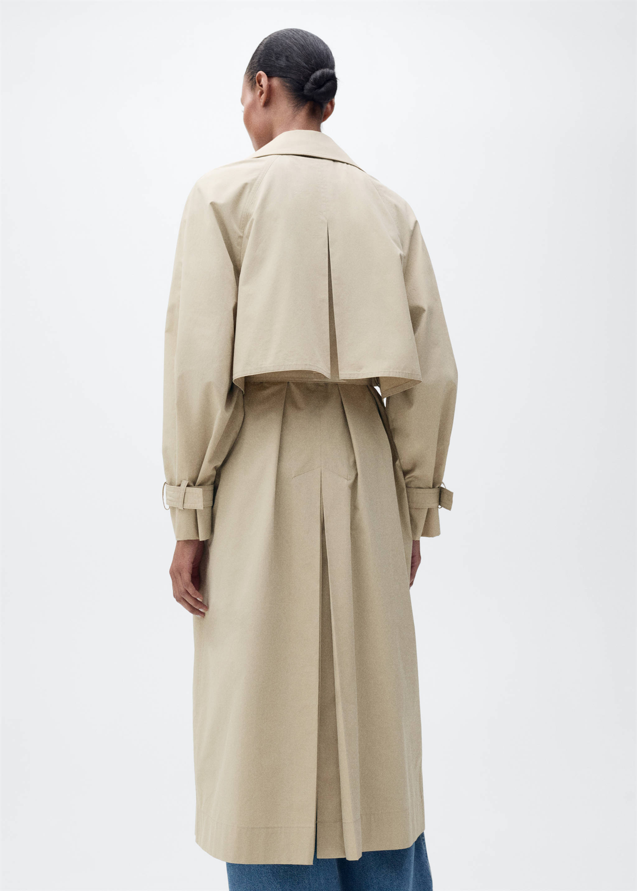Cotton trench coat with belt - Reverse of the article