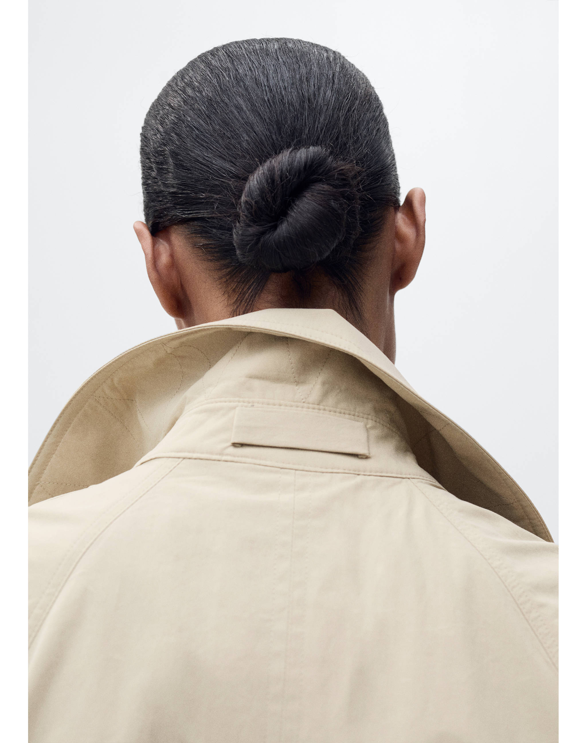 Cotton trench coat with belt - Details of the article 2