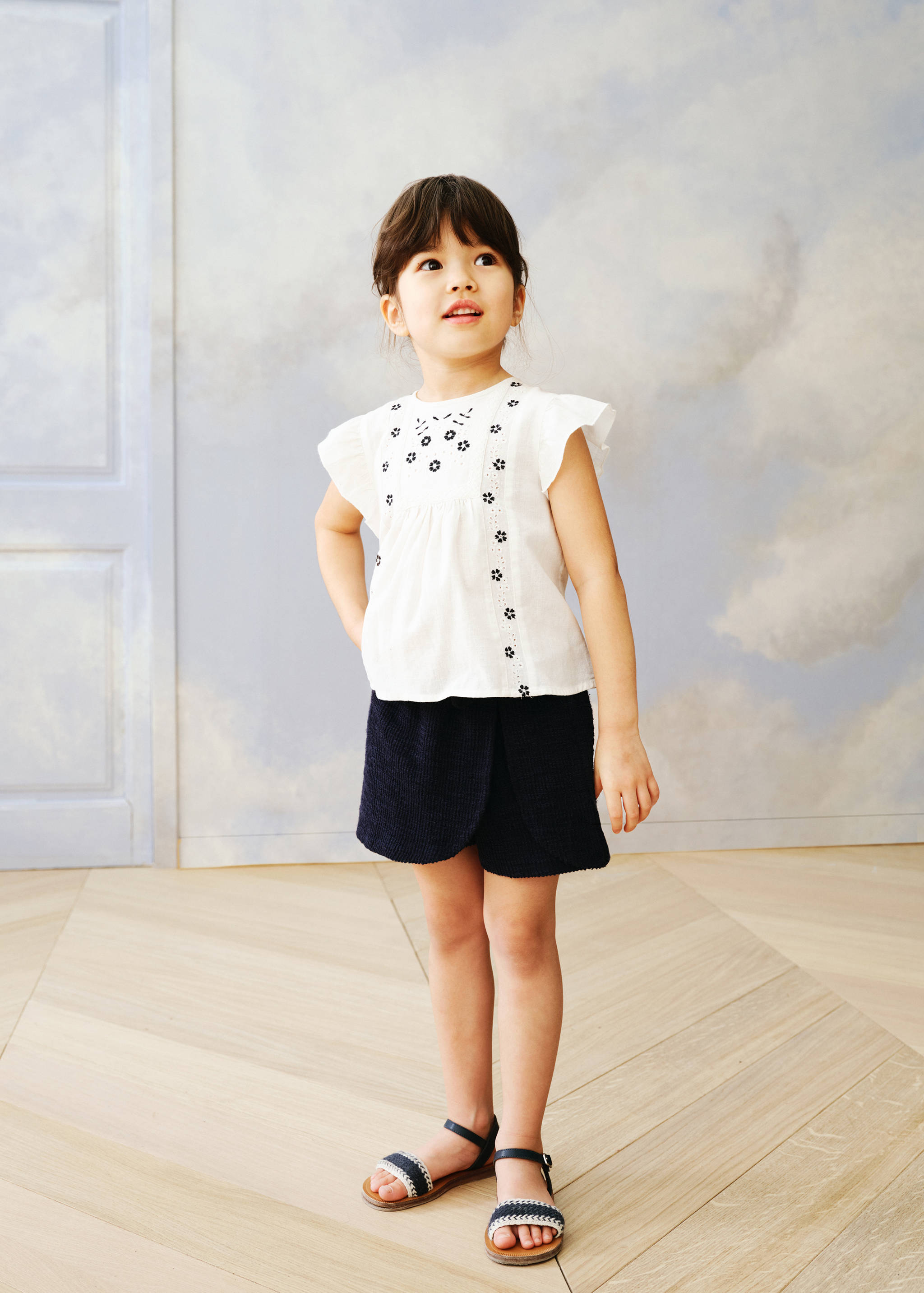 Embroidered details blouse - Details of the article 5