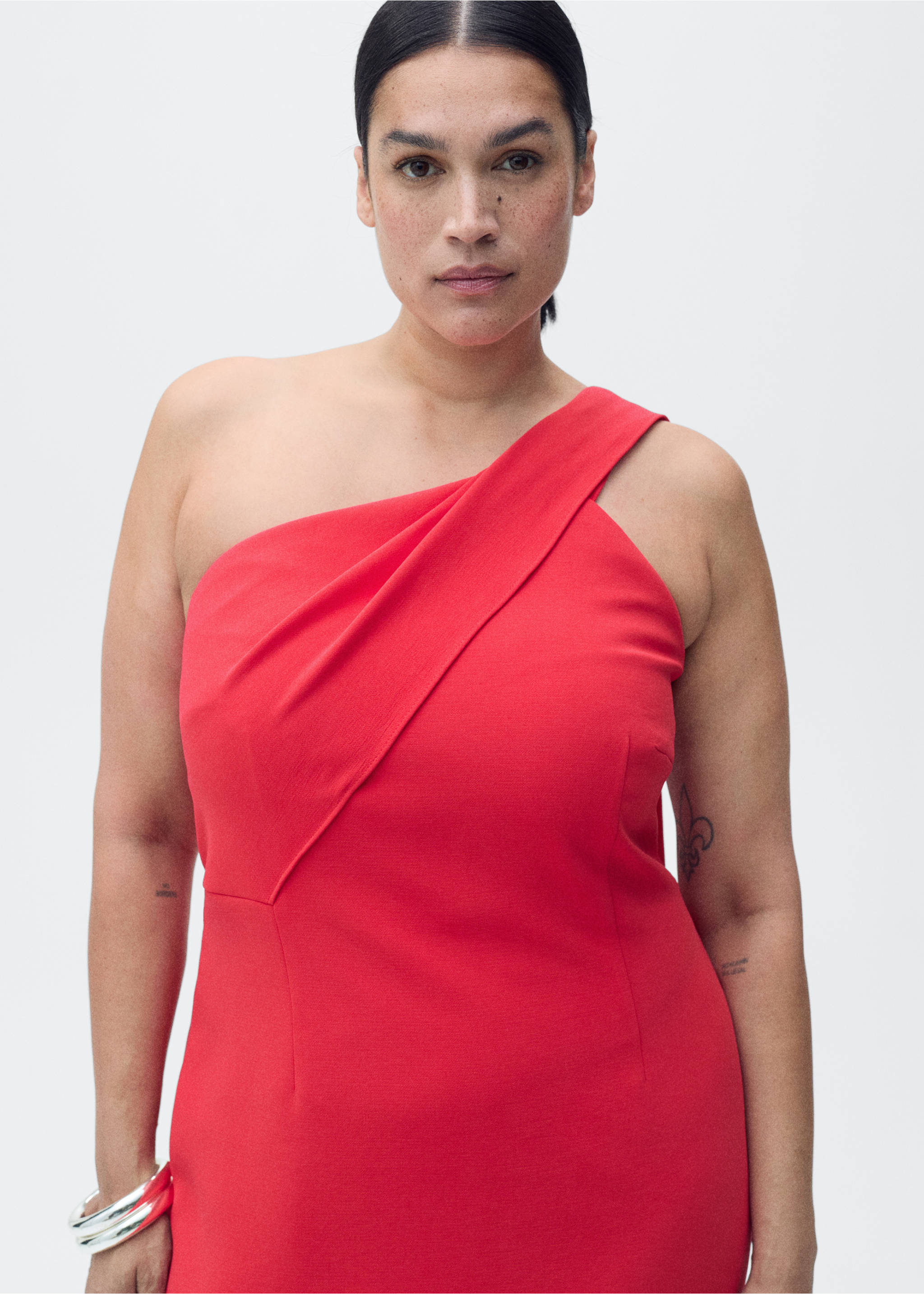 Vestido assimétrico de gola com laço - Pormenor do artigo 4, Vermelho. Ref: 87086350-00.