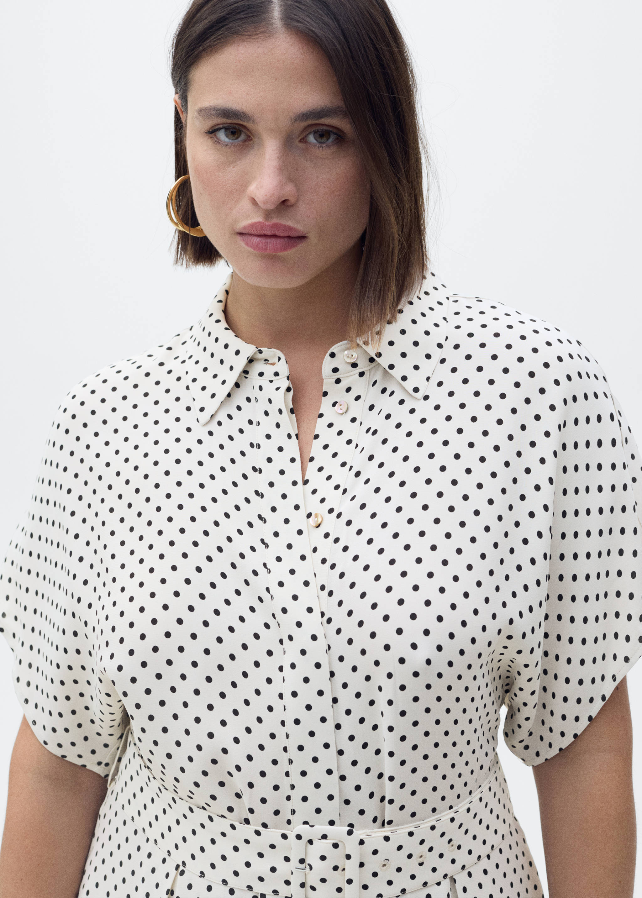 Polka-dot dress with belt - Details of the article 4