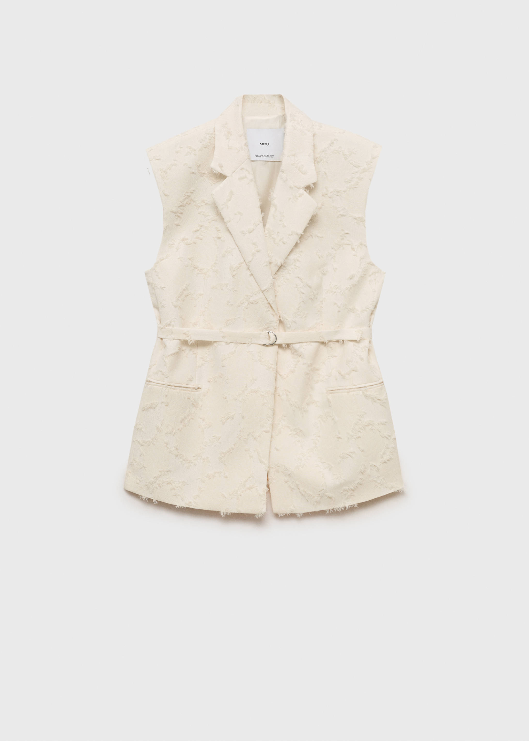 Gilet texturé ceinture - Article sans modèle, Blanc cassé. Ref: 87086367-00.