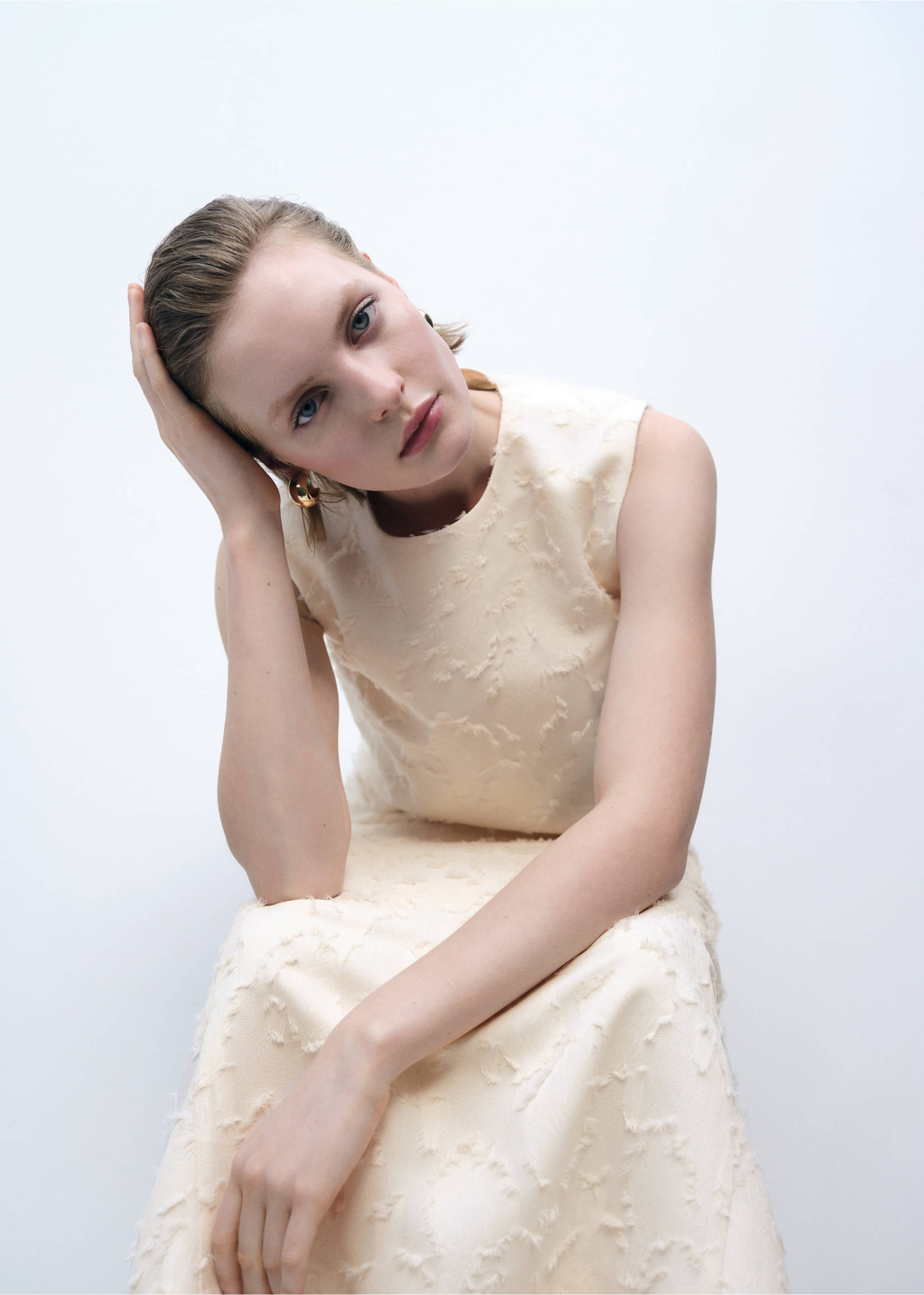 Bauchfreies Top mit Struktur - Mittlere Ansicht, Cremeweiß. Ref: 87086368-00.