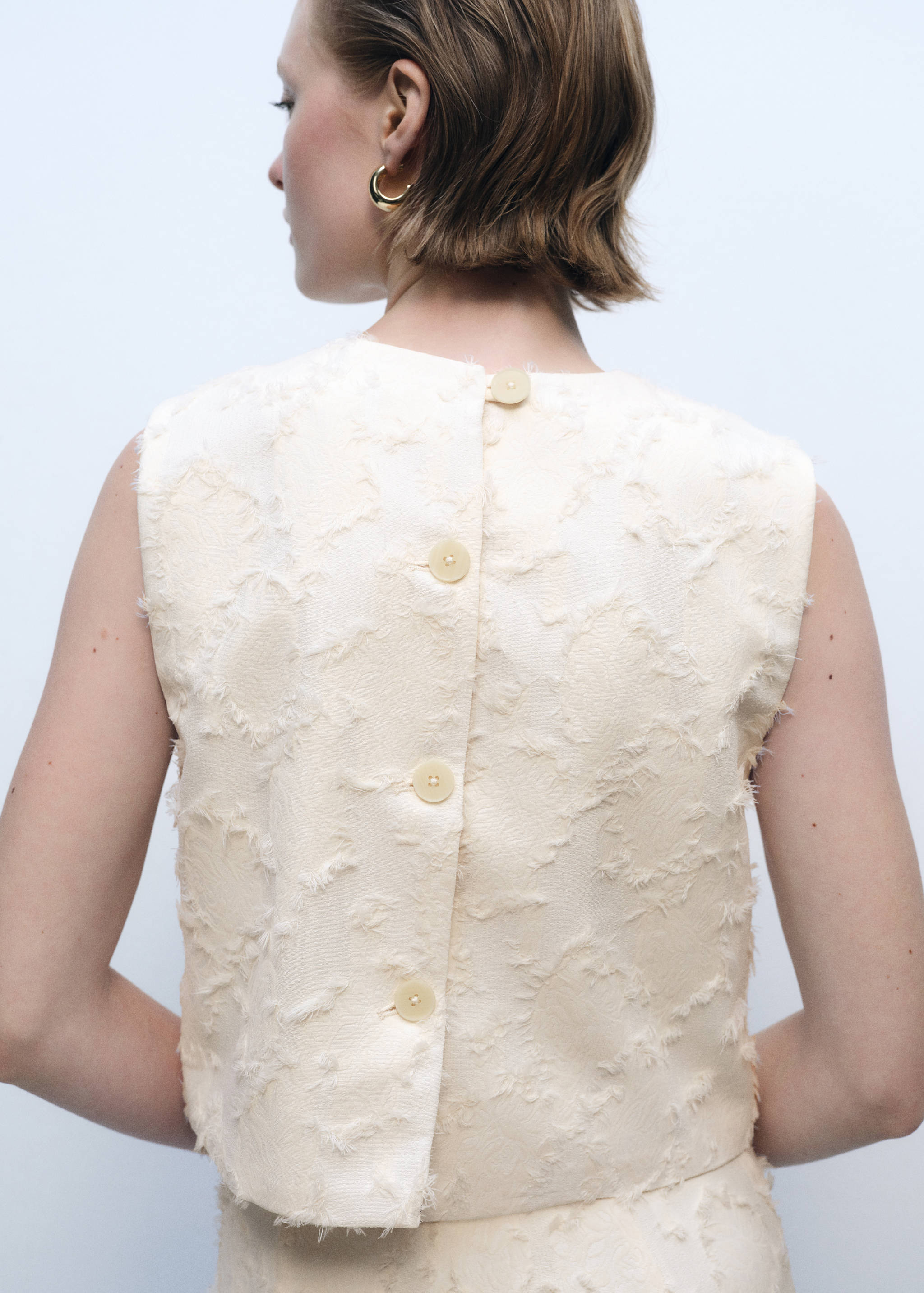 Textured crop top - Reverse of the article