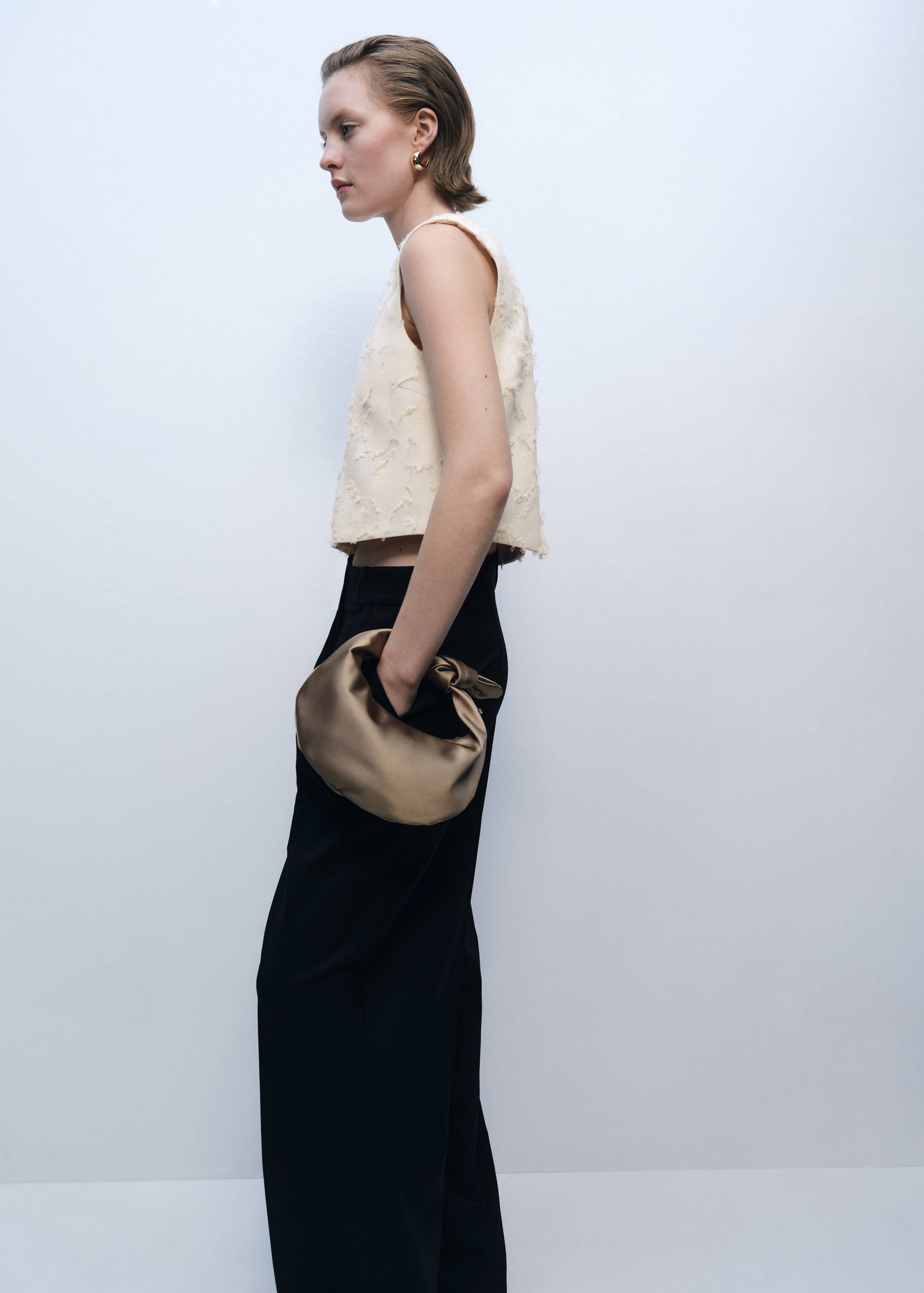 Textured crop top - Details of the article 2