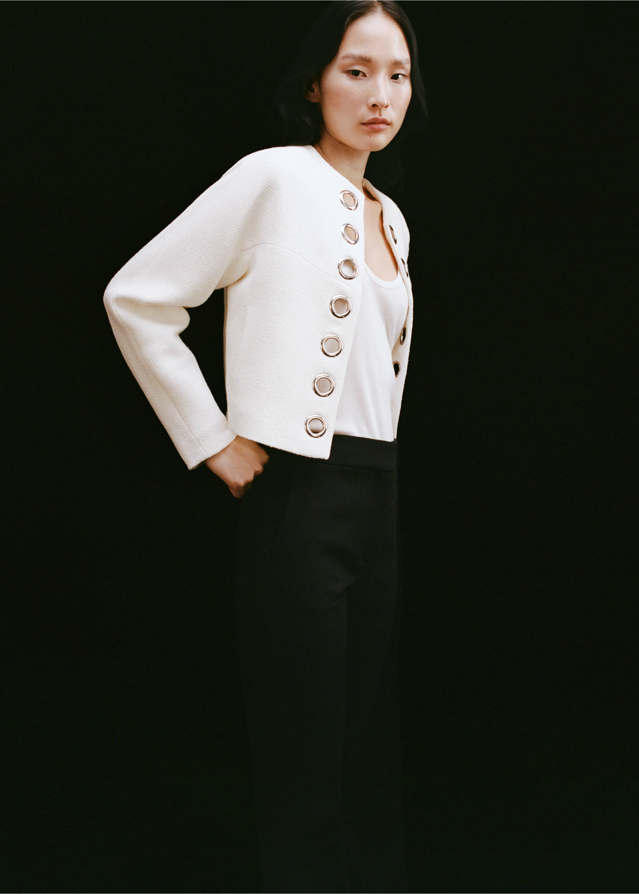 Cotton jacket with die-cut trim - Details of the article 6, White. Ref: 87086372-00.