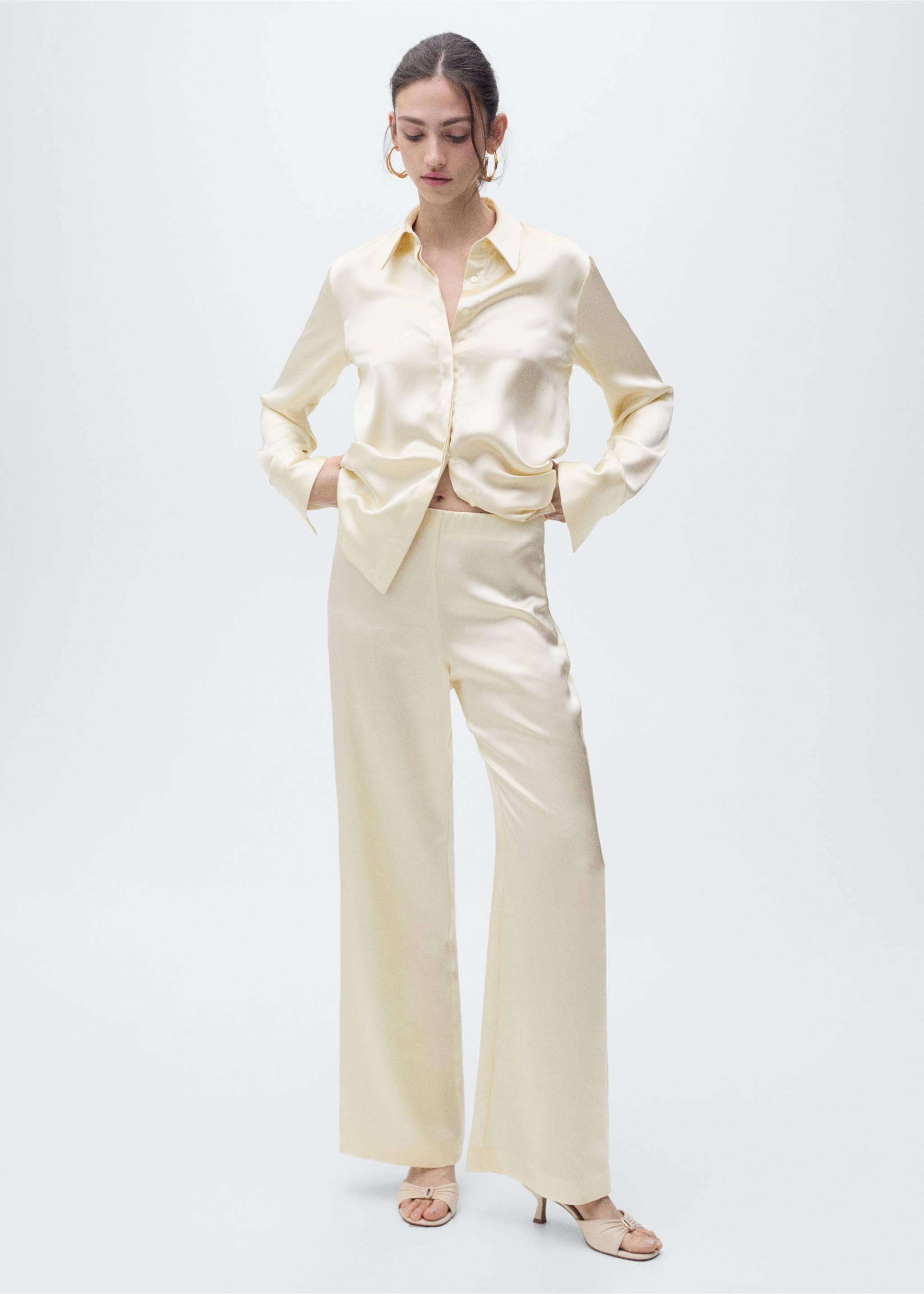 Satin straight-fit trousers - General plane, Ecru. Ref: 87086710-00.