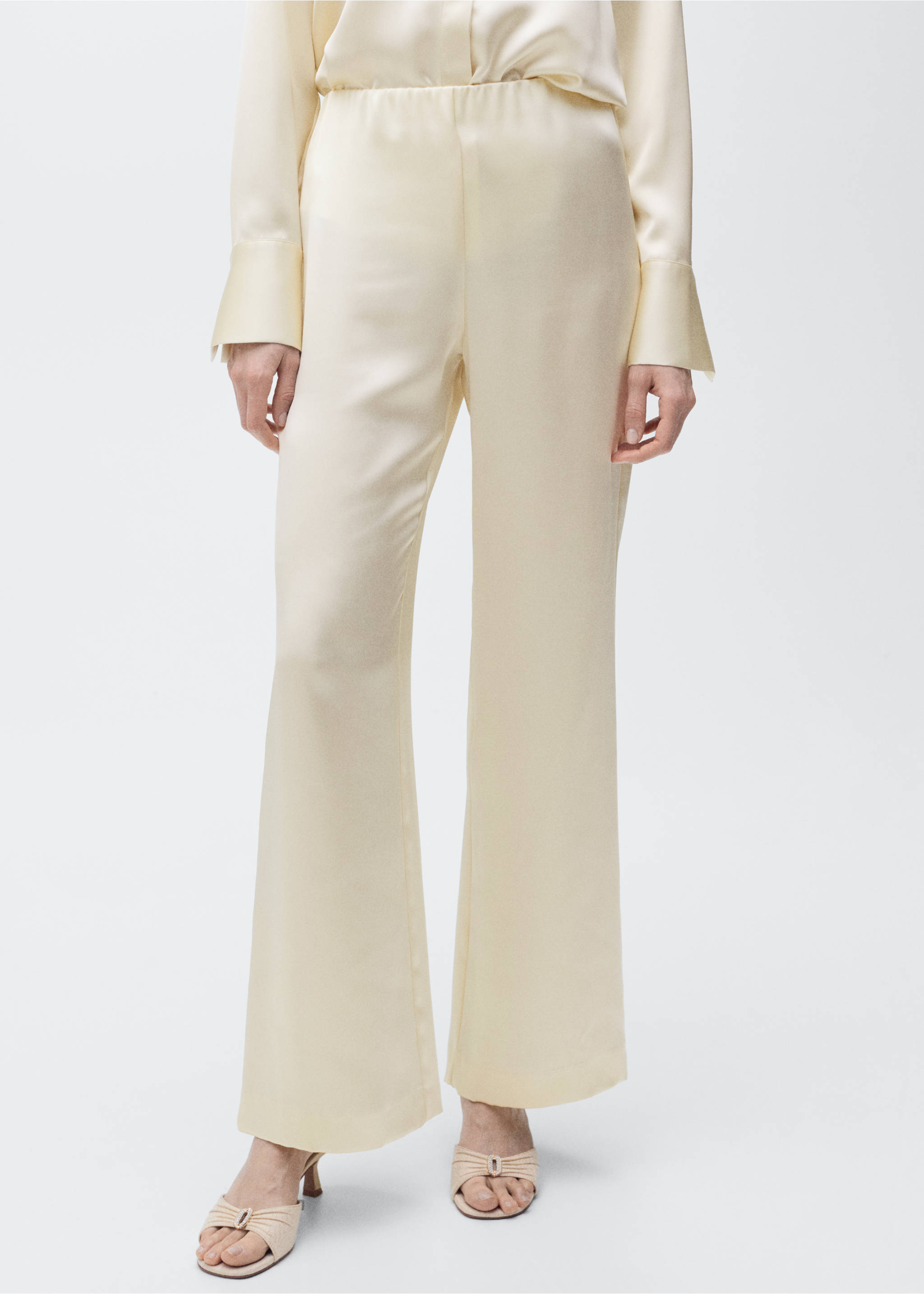 Satin straight-fit trousers - Medium plane, Ecru. Ref: 87086710-00.