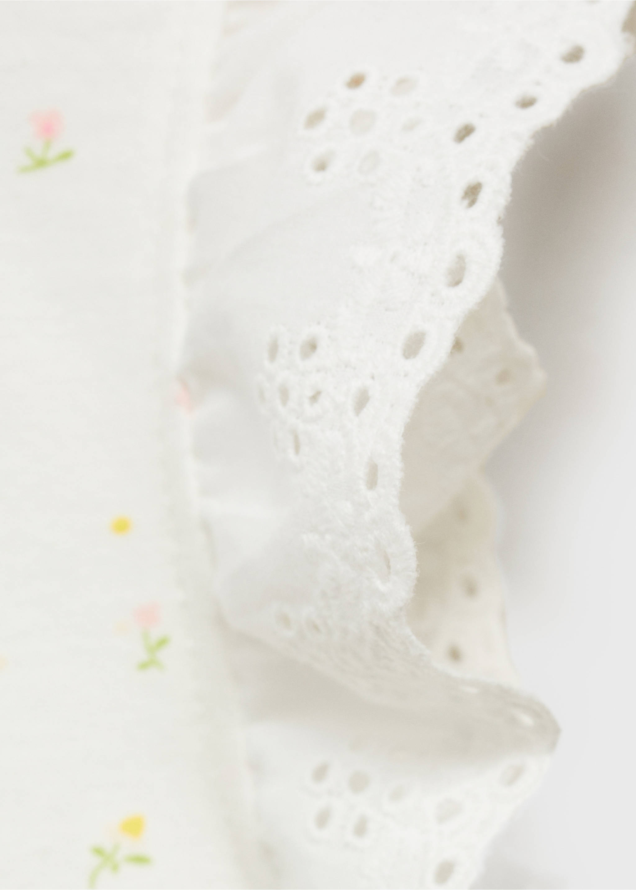 Floral cotton pyjamas - Details of the article 0, Off White. Ref: 87086716-00.