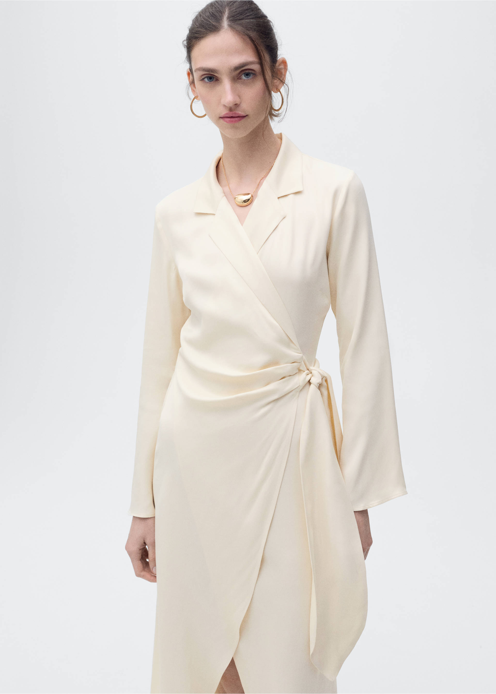 Wrap midi-dress with knot - Medium plane, Ecru. Ref: 87086719-00.
