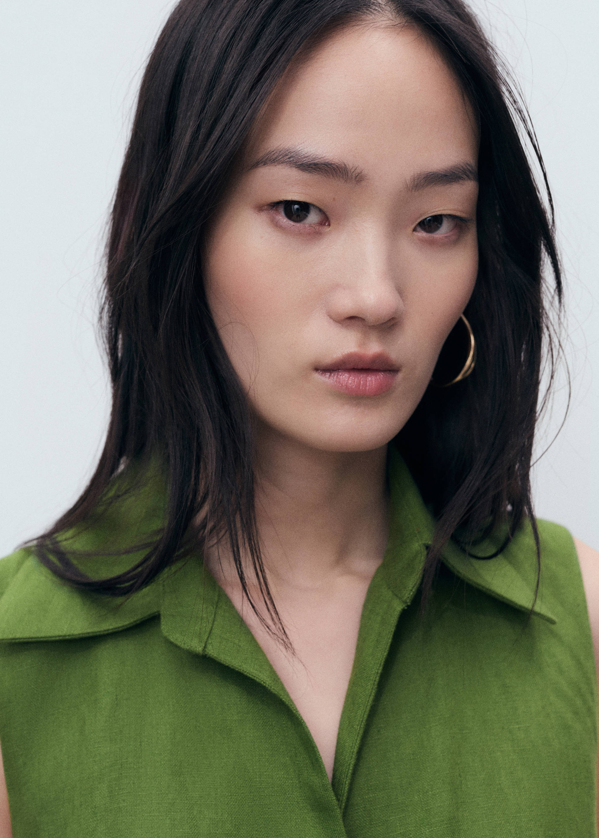 Linen shirt jumpsuit with belt - Details of the article 1