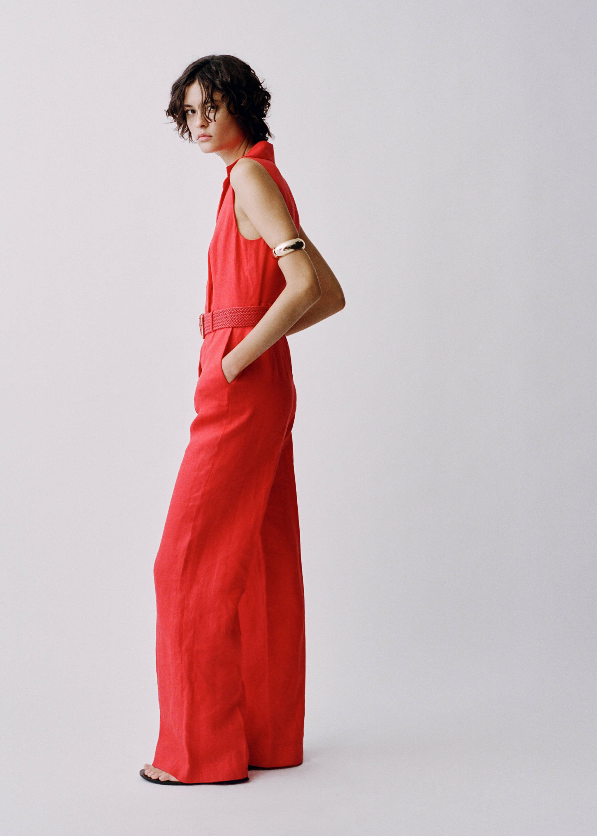 Linen shirt jumpsuit with belt - Details of the article 6