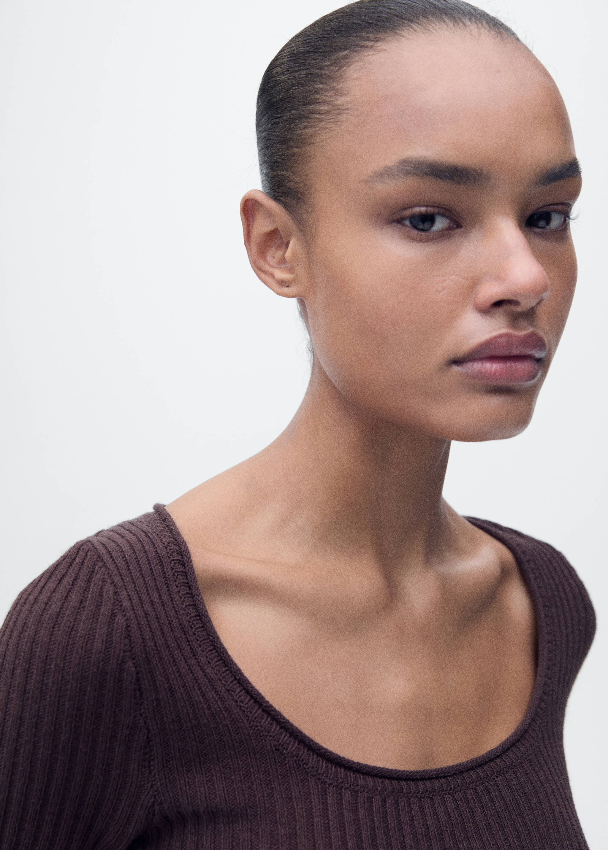 Linen-blend knitted sweater - Details of the article 1