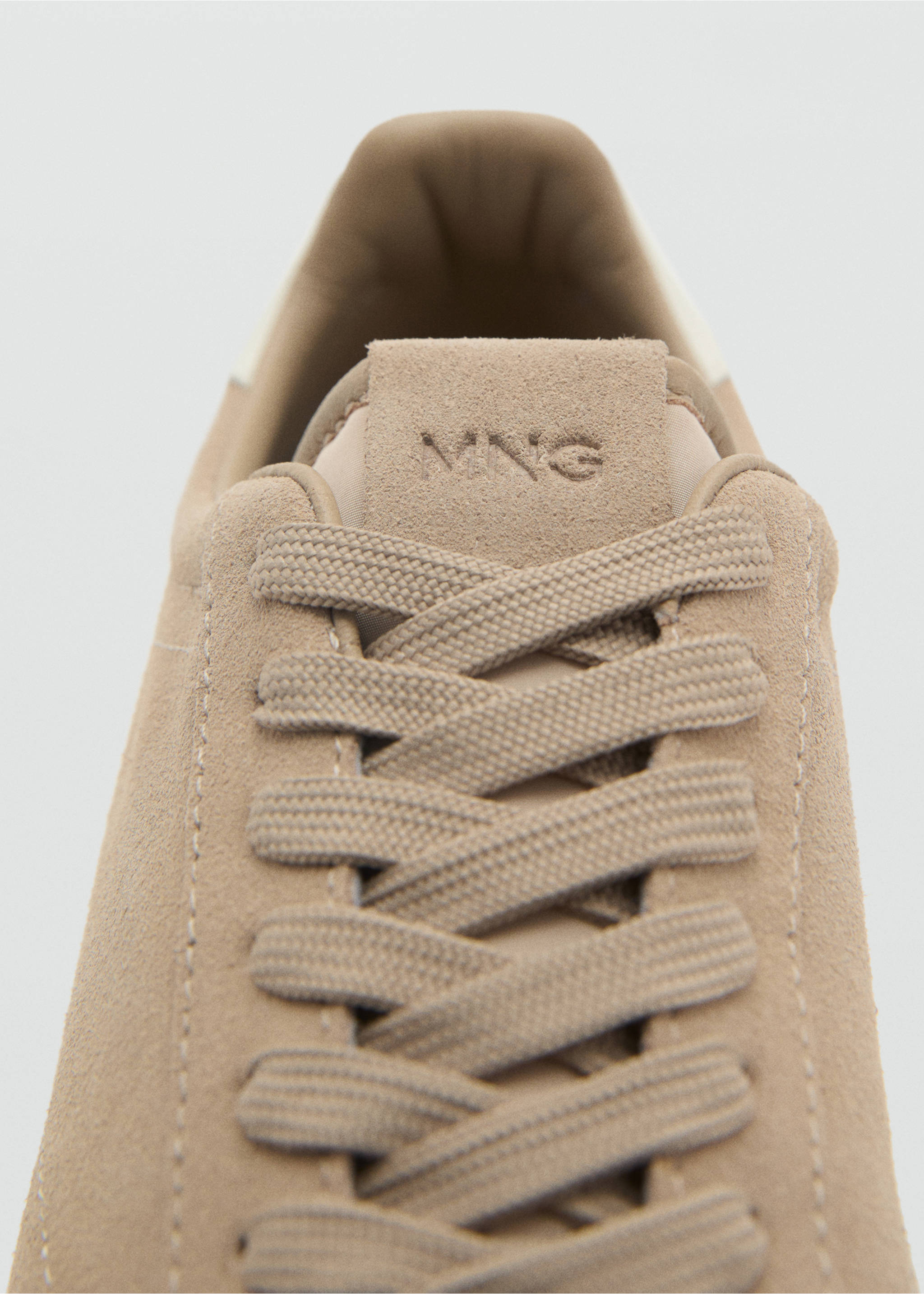 Suede trainers - Details of the article 3, Sand. Ref: 87087173-00.