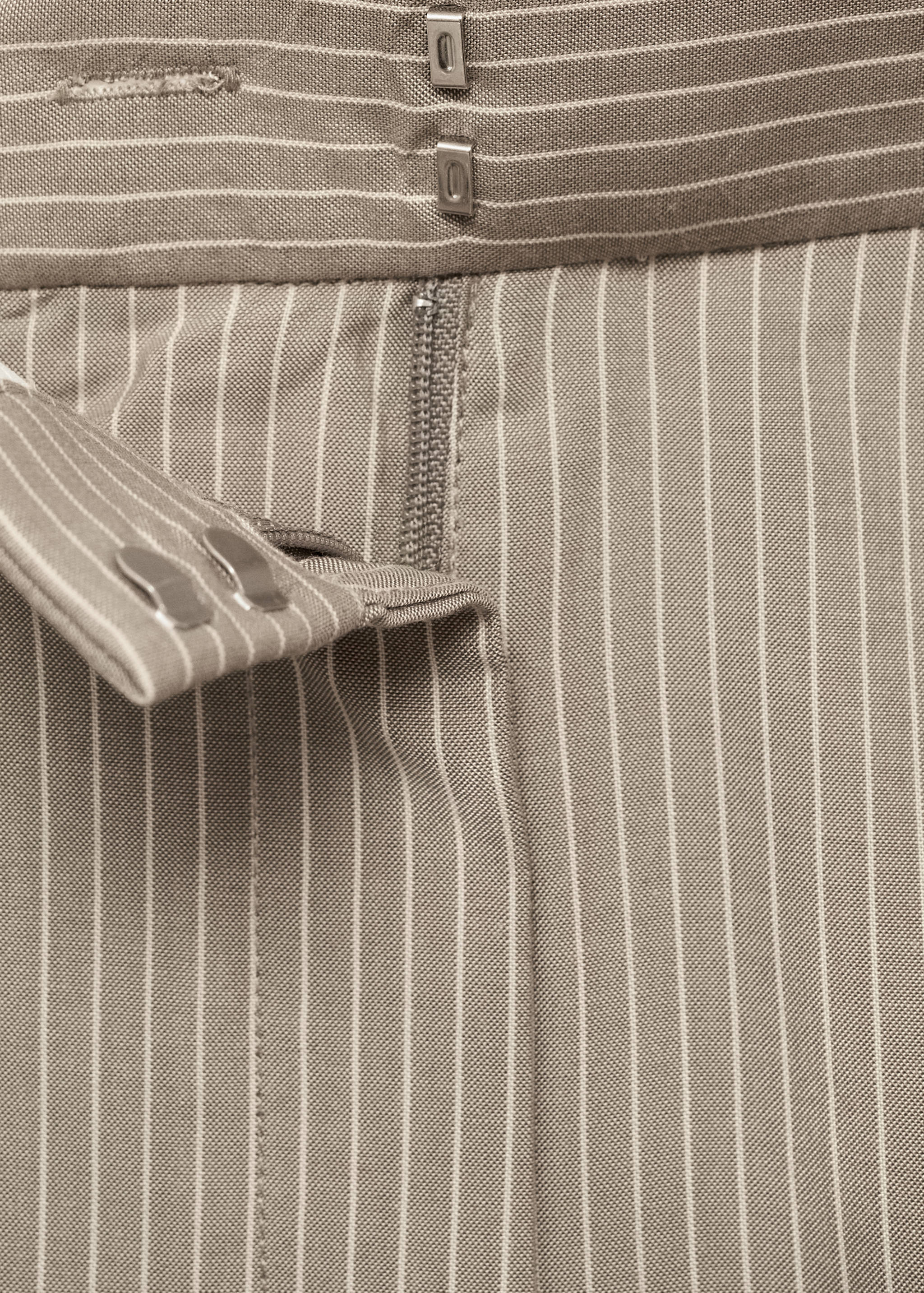 Striped suit bermuda shorts - Details of the article 0