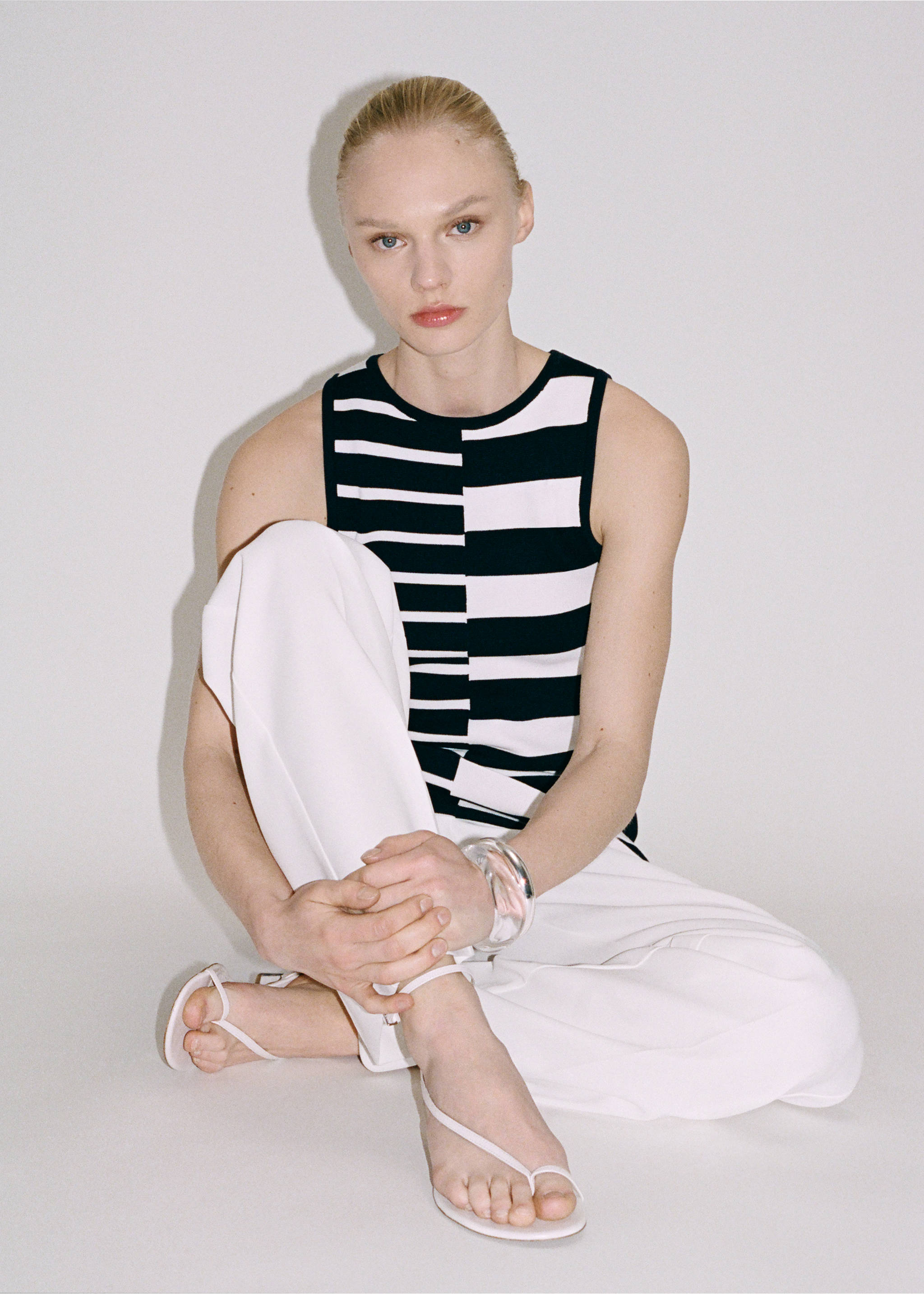 Knitted dress with combined stripes - Details of the article 3, Dark Navy. Ref: 87087190-00.